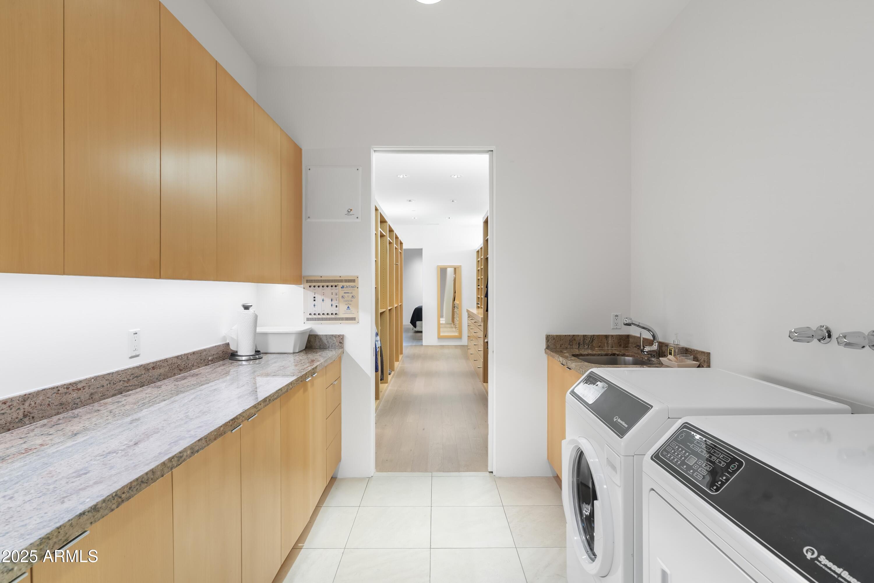 9191 E HAPPY HOLLOW Drive