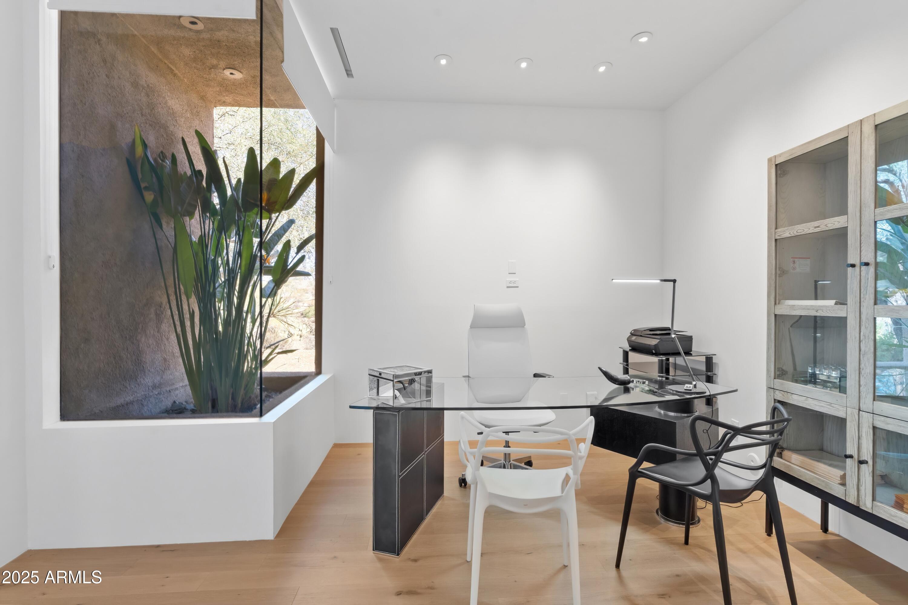 9191 E HAPPY HOLLOW Drive