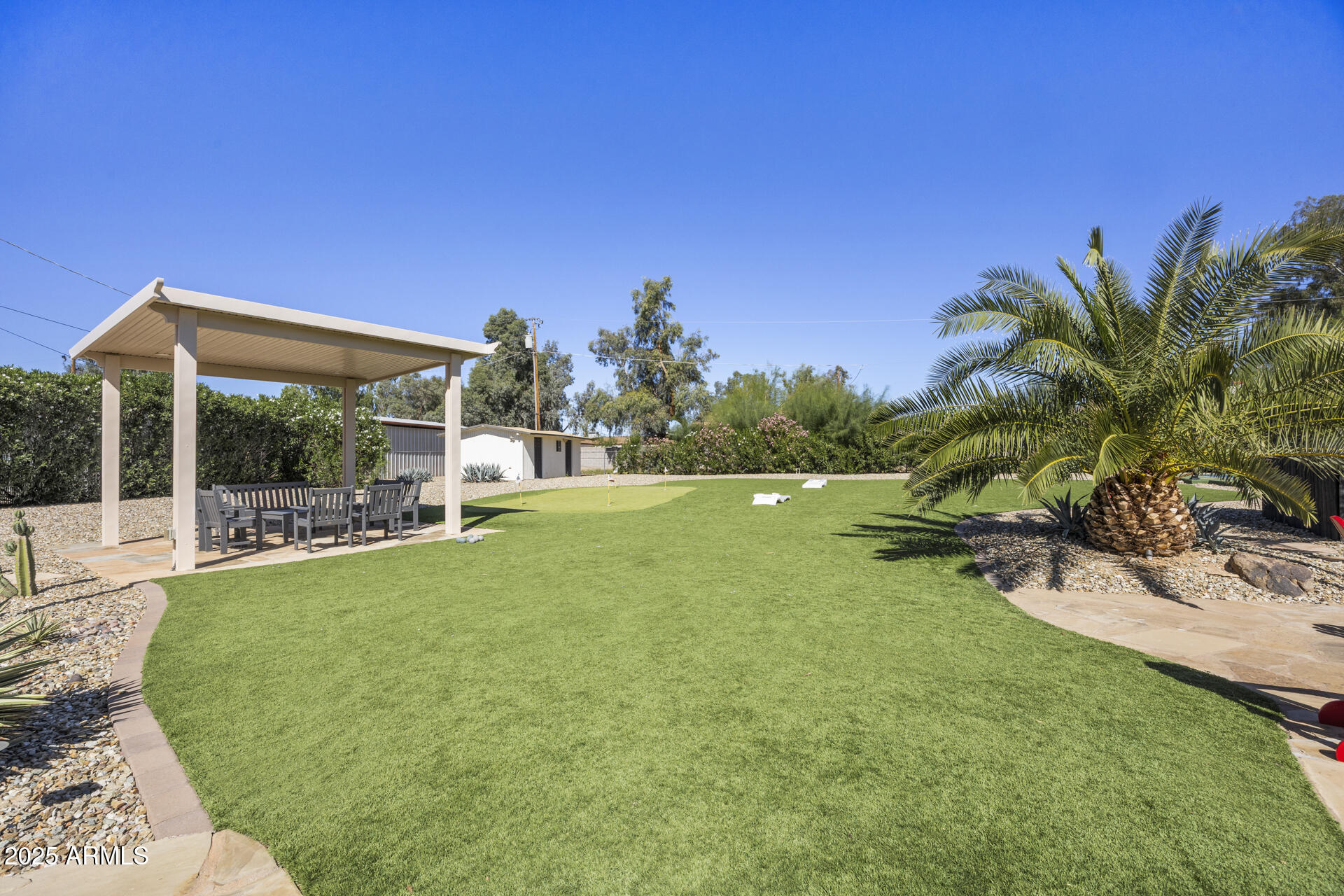 7836 E DAVENPORT Drive