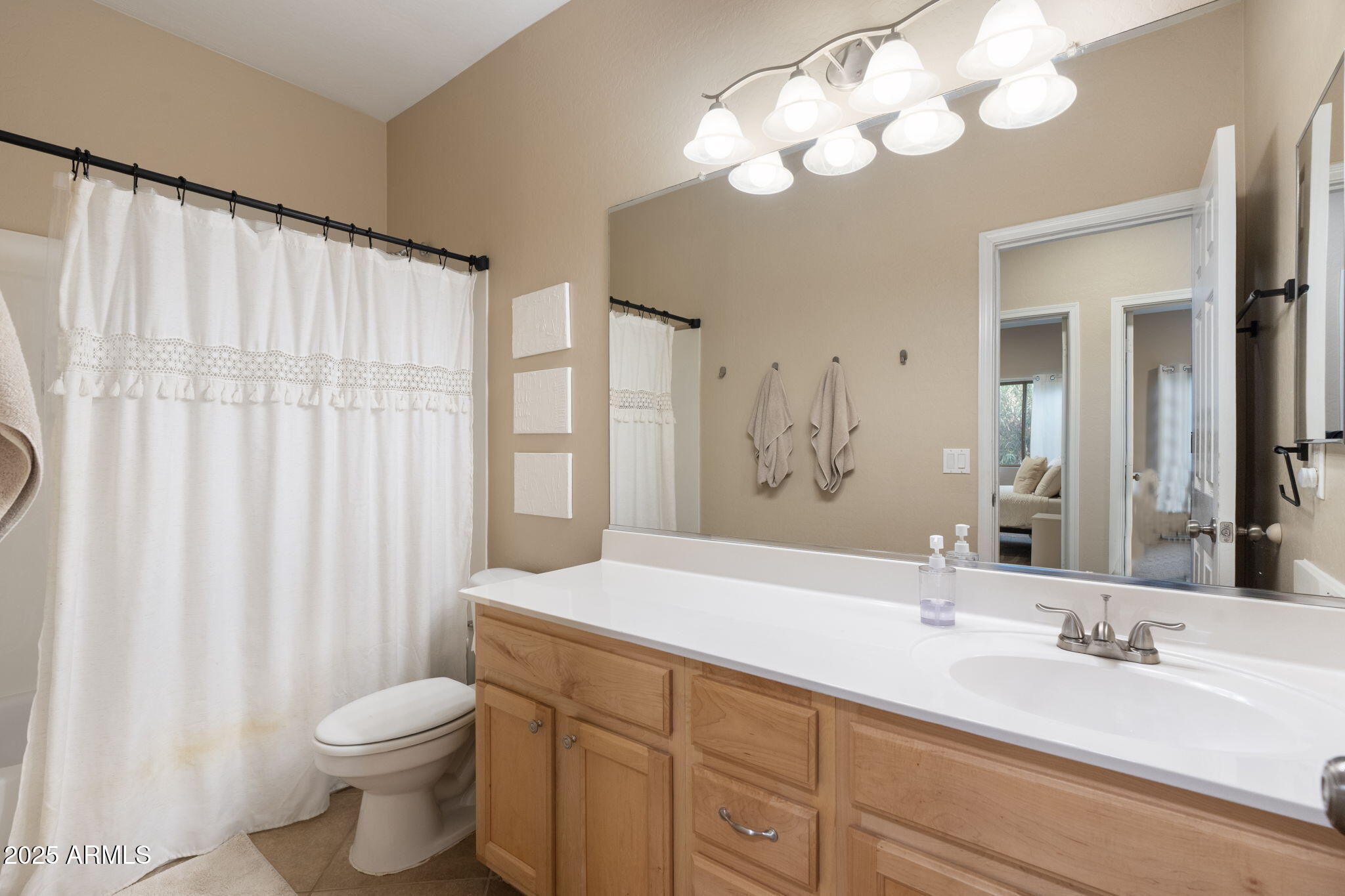 17471 W DESERT SAGE Drive