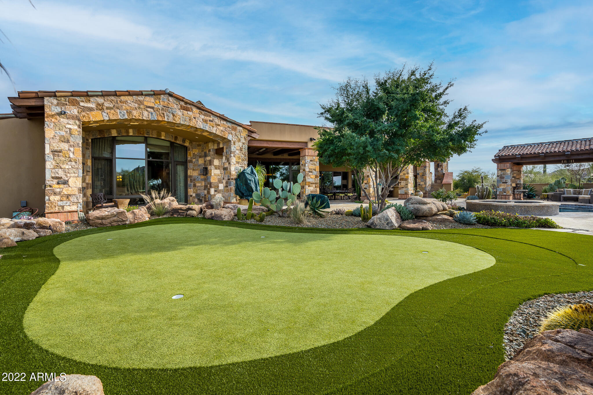 8430 E WHISPER ROCK Trail