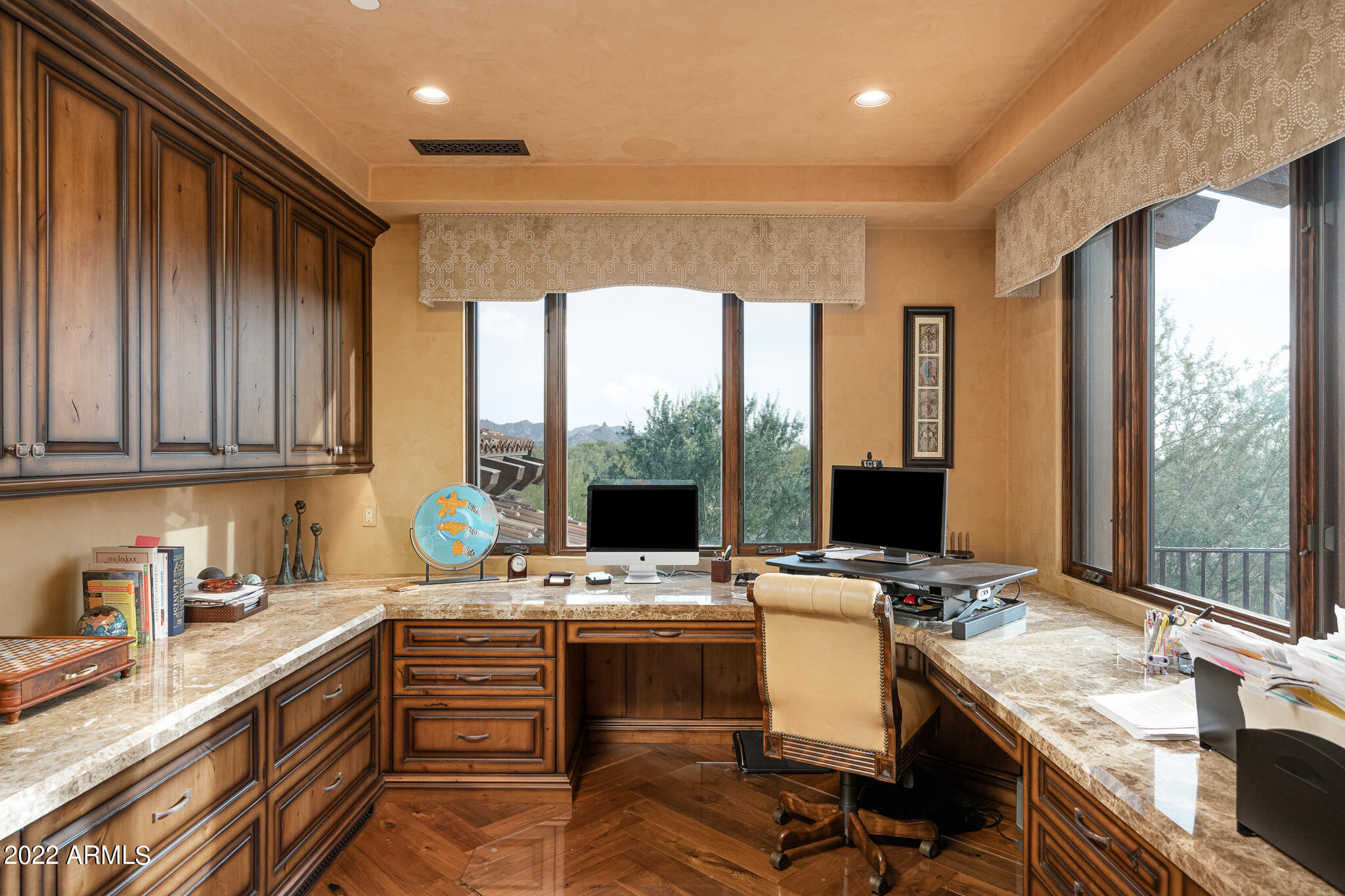 8430 E WHISPER ROCK Trail