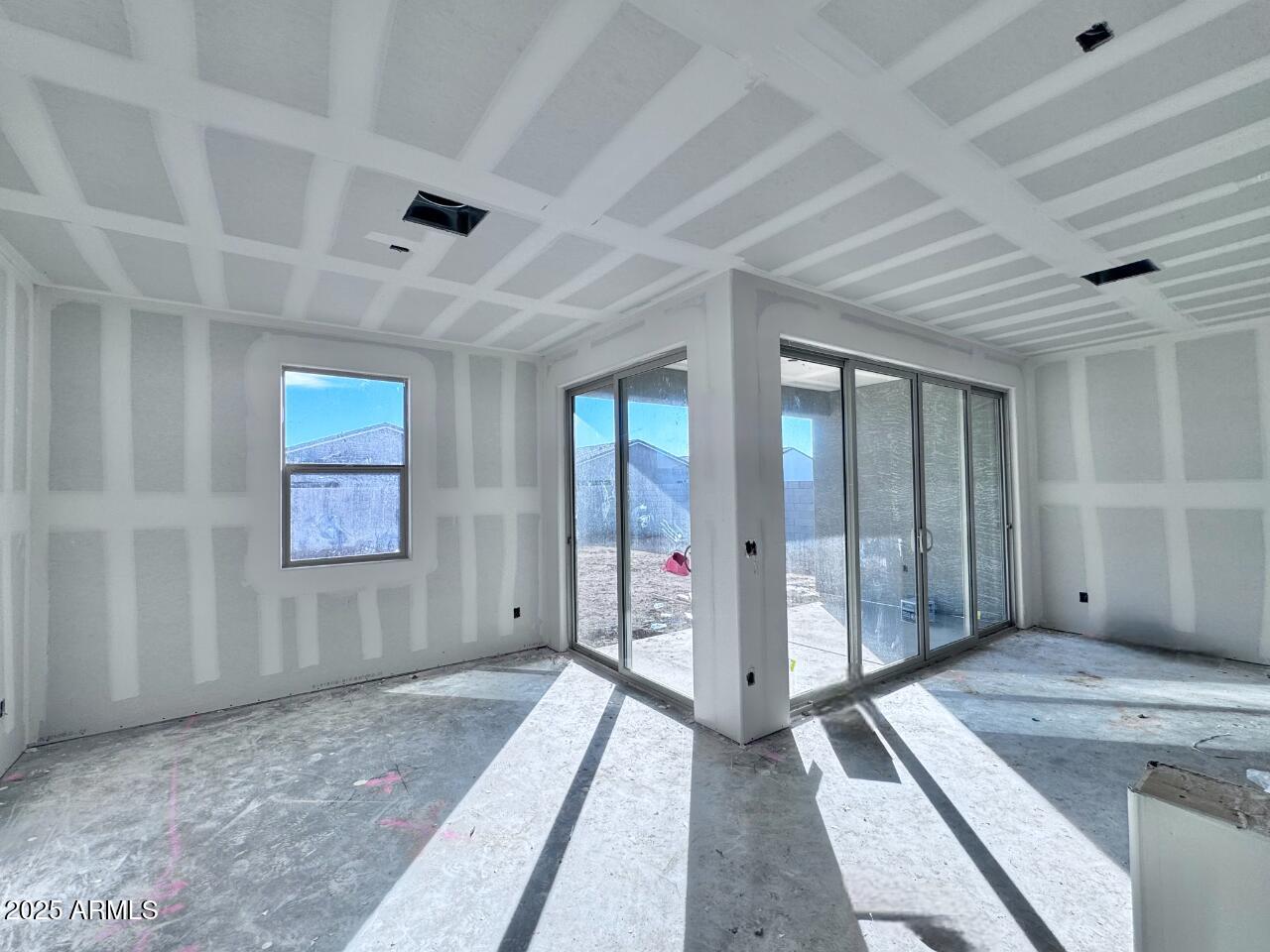 15719 W CAMDEN Avenue