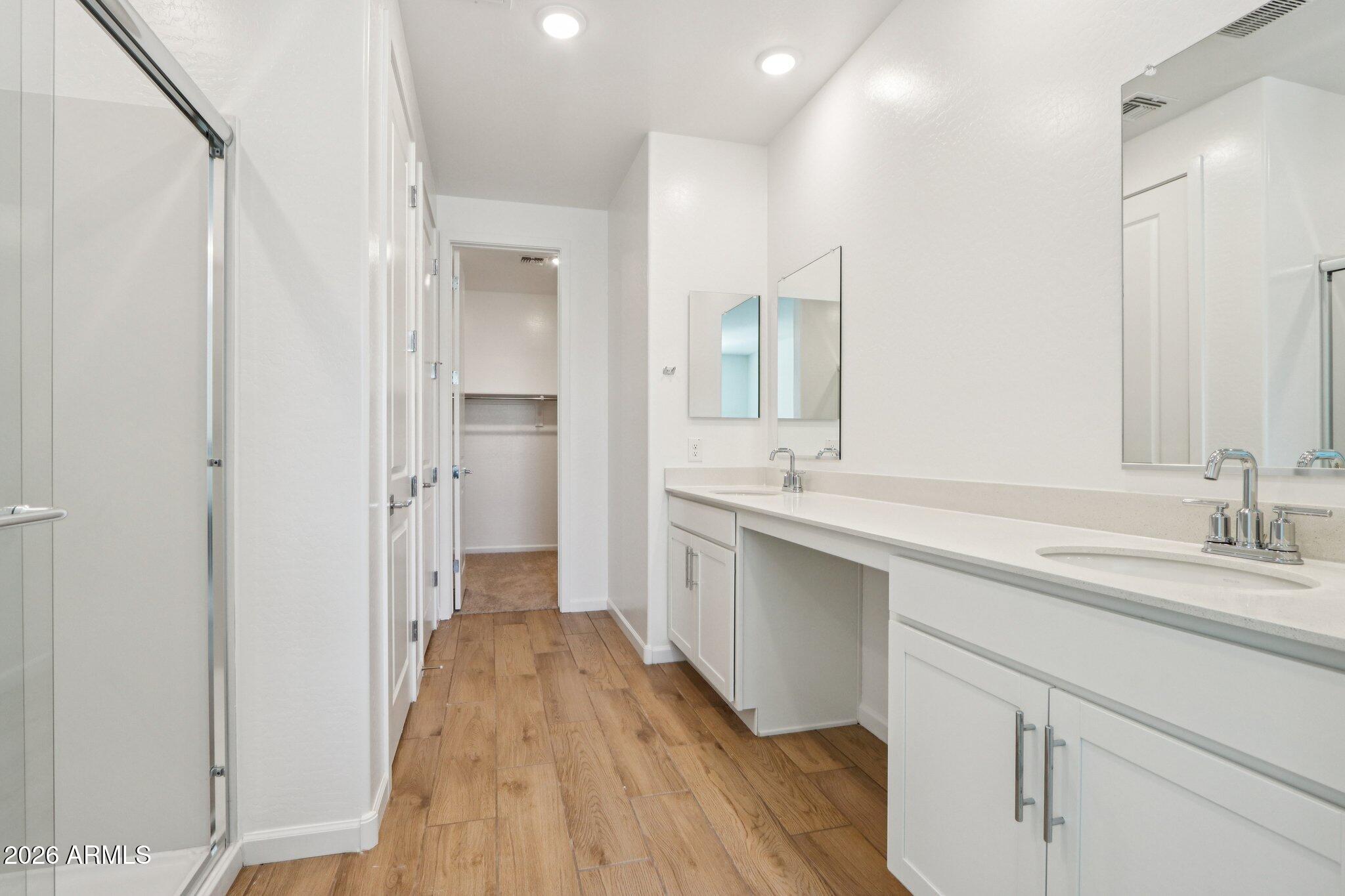 15719 W CAMDEN Avenue