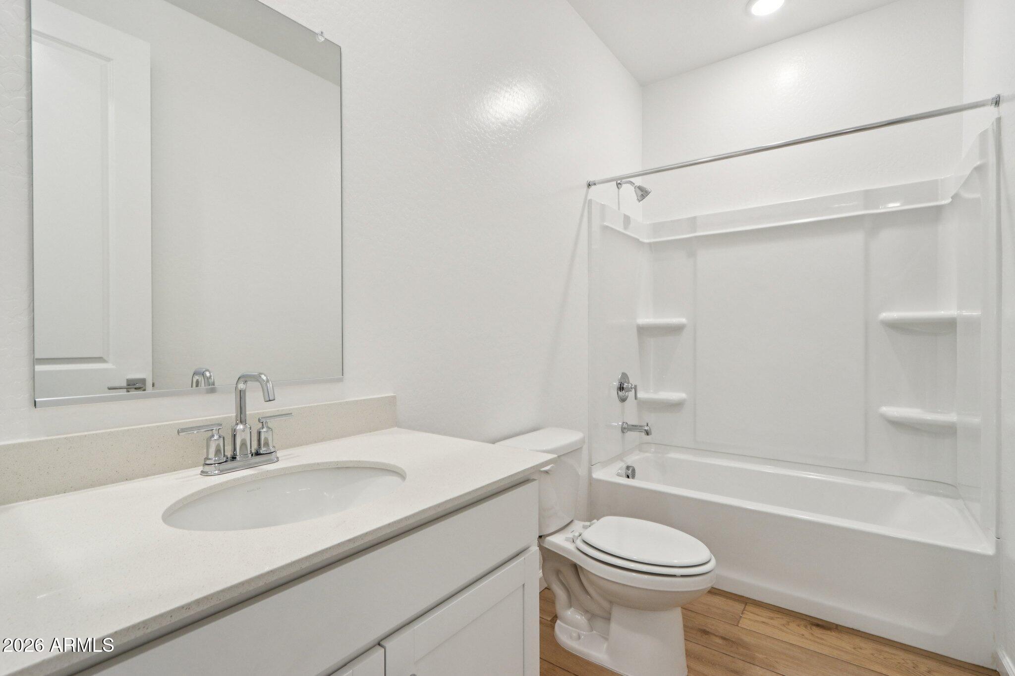 15719 W CAMDEN Avenue