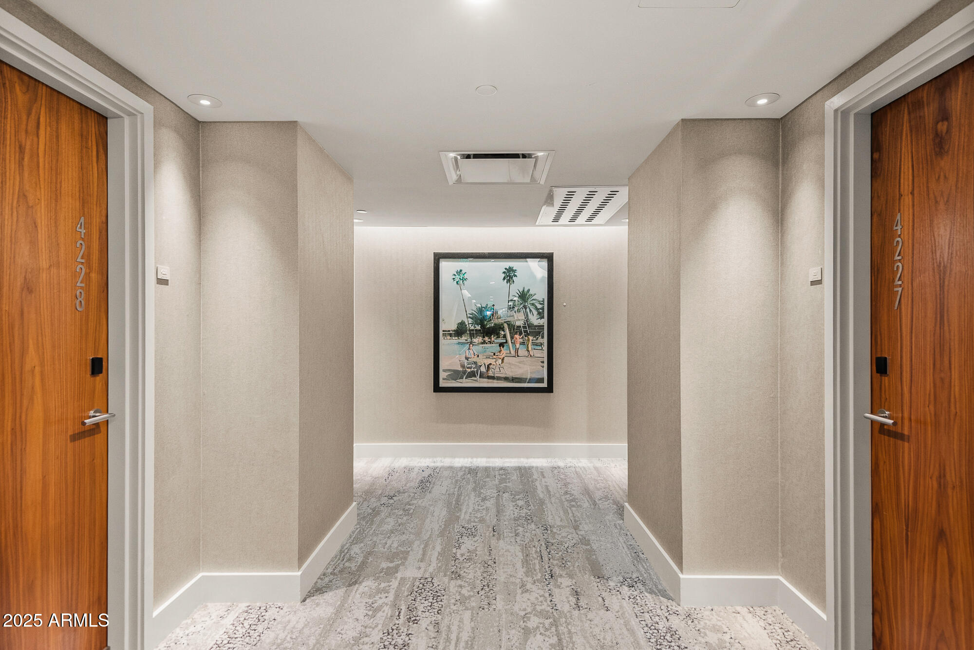 5455 E LINCOLN Drive, 2021