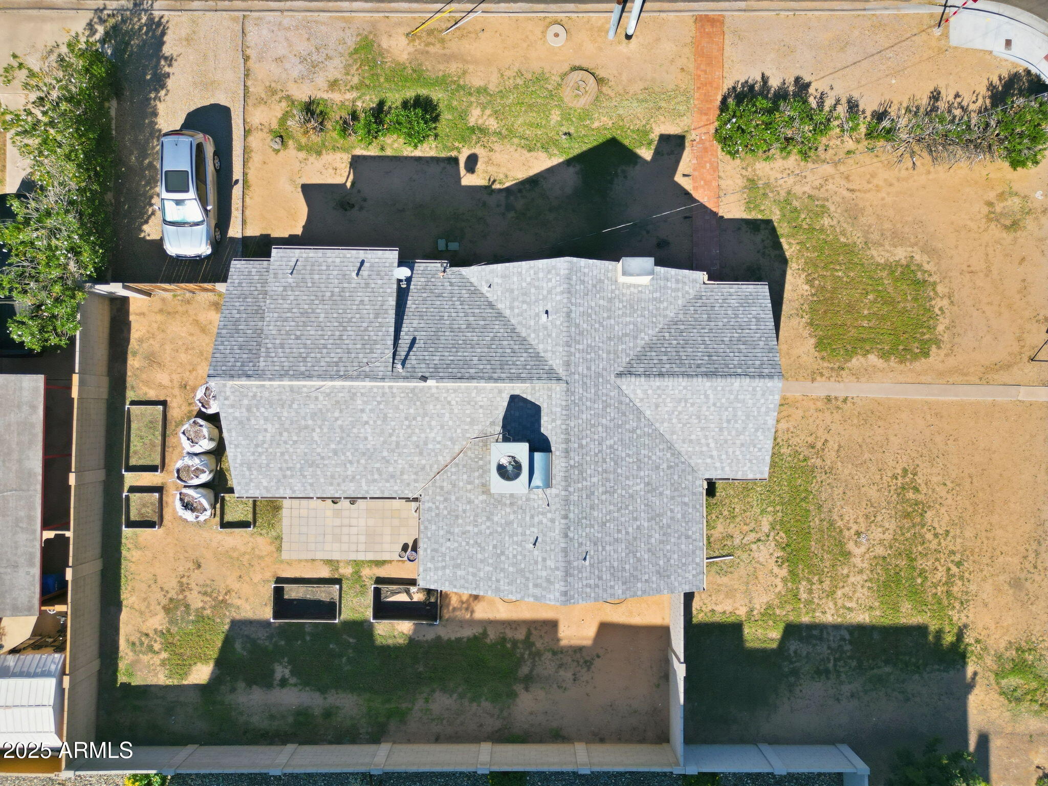 3620 N 12TH Street, -