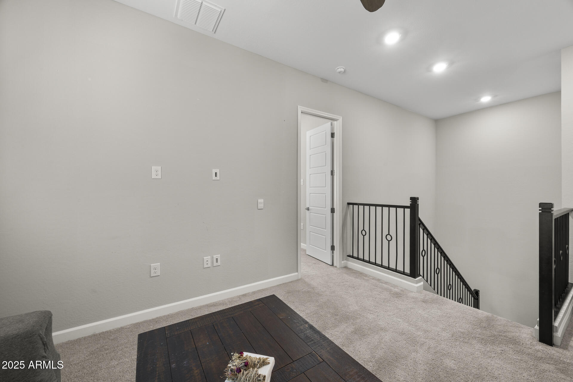 5018 E Hartford Avenue