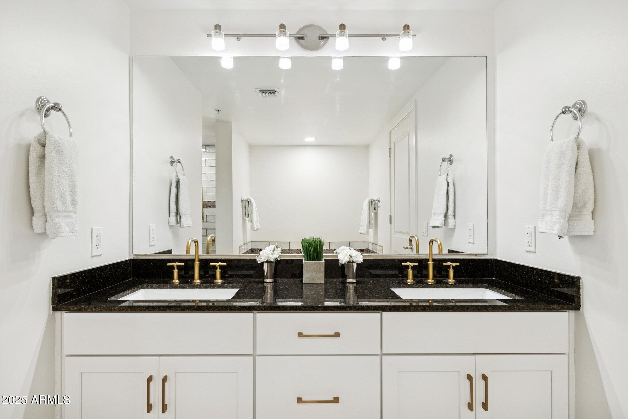 6803 E MAIN Street, 4413