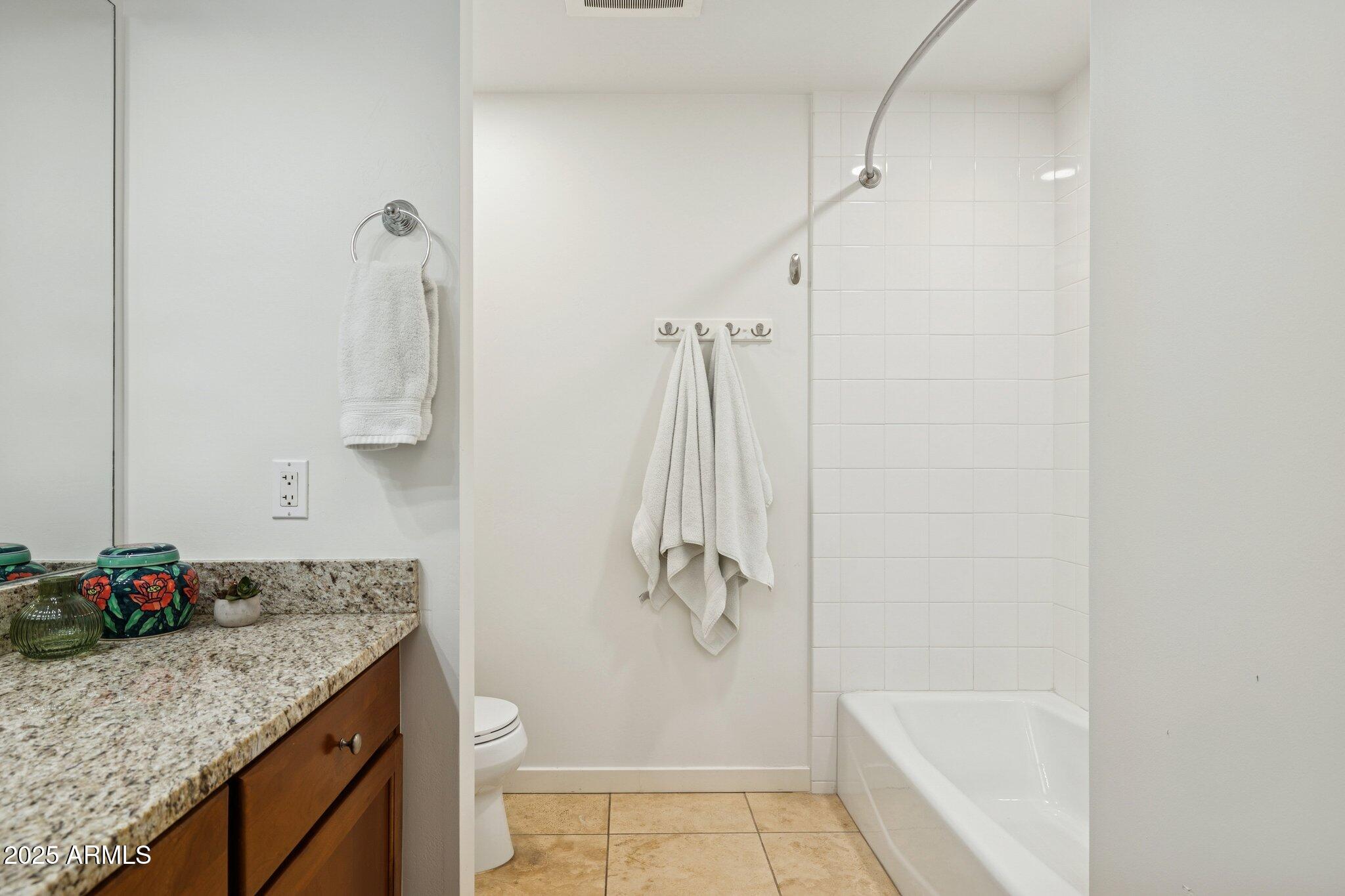 6803 E MAIN Street, 4413