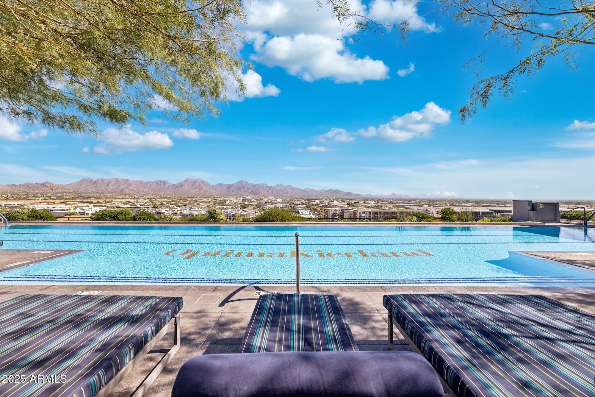 7180 E KIERLAND Boulevard, 218