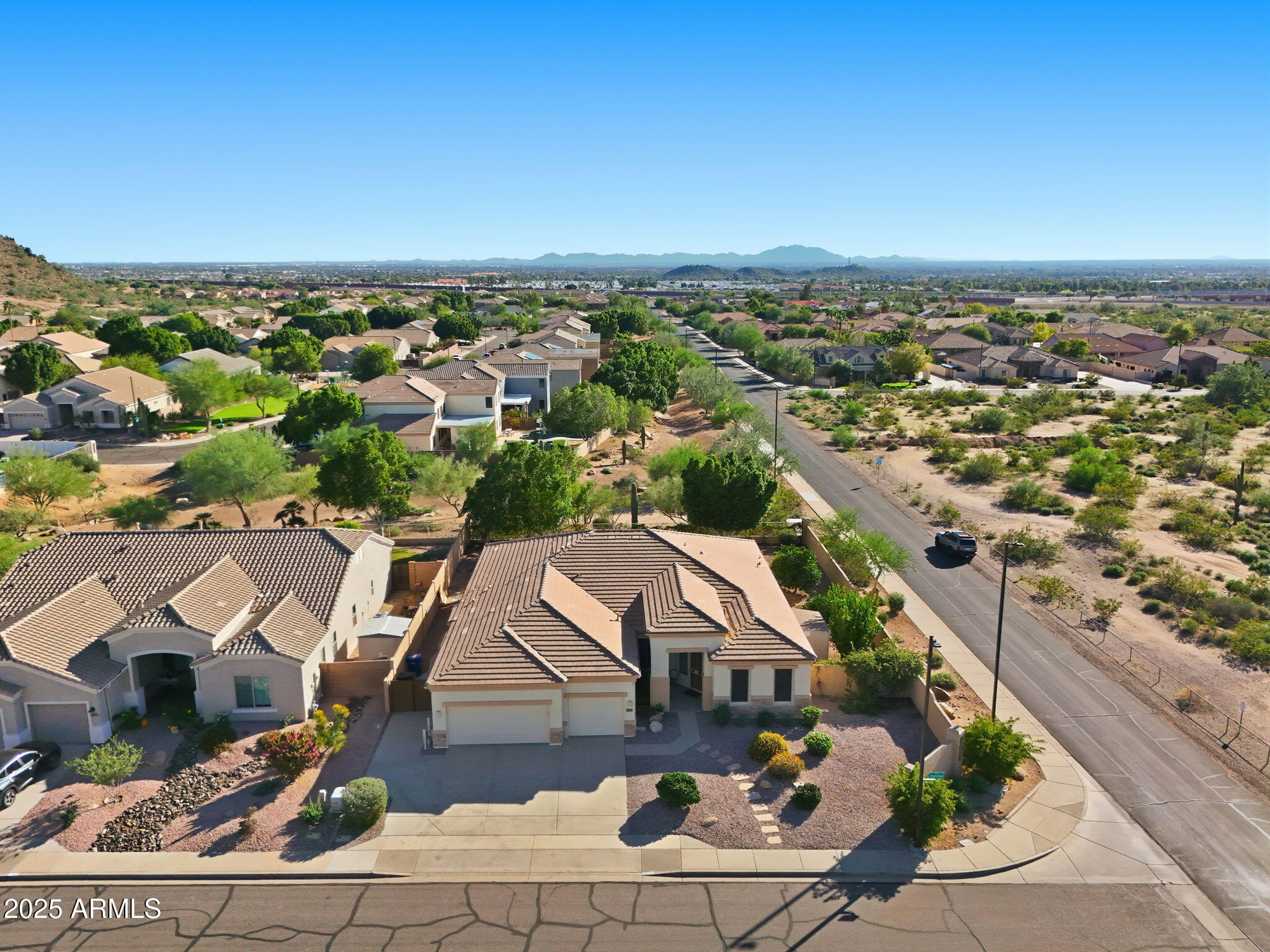 8605 E HANNIBAL Street