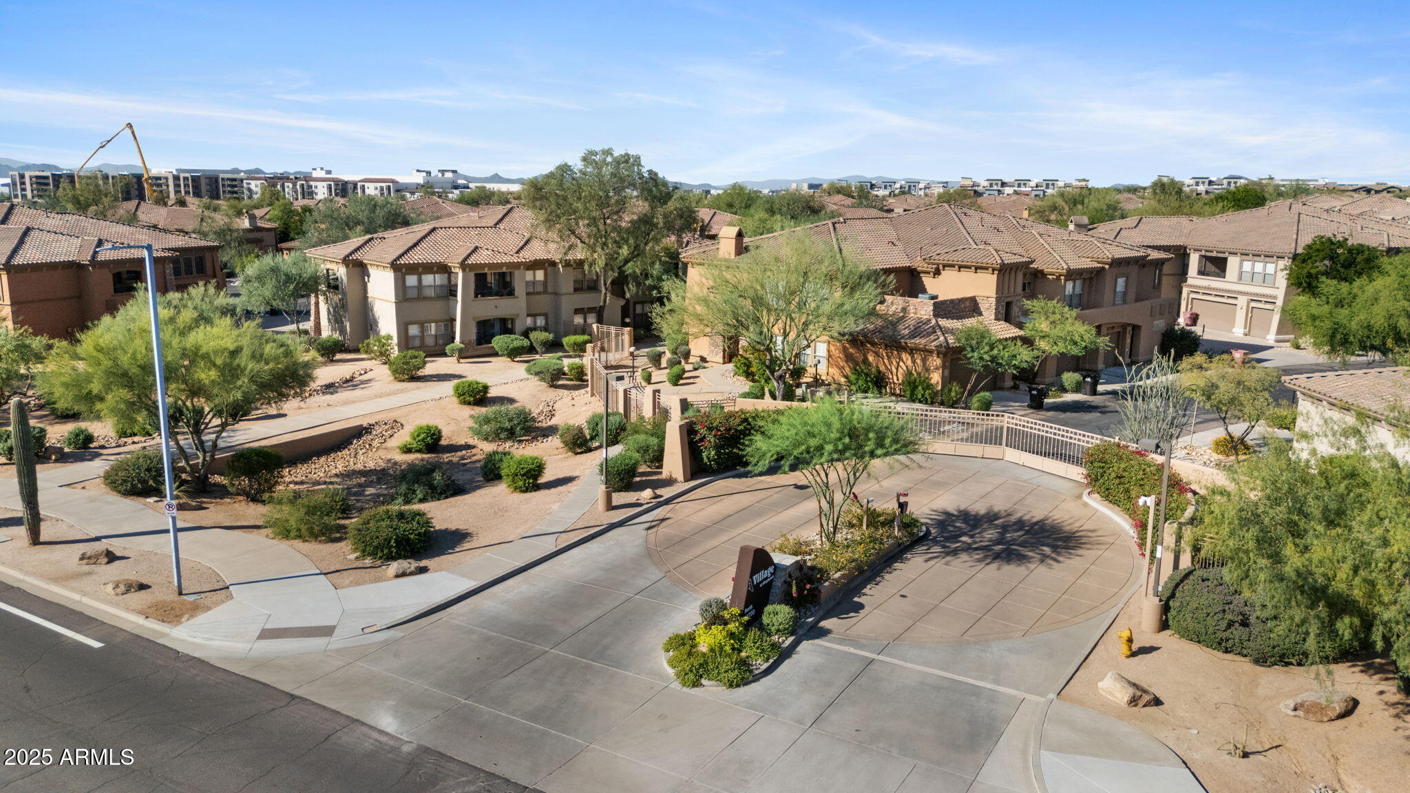 19700 N 76TH Street, 1040