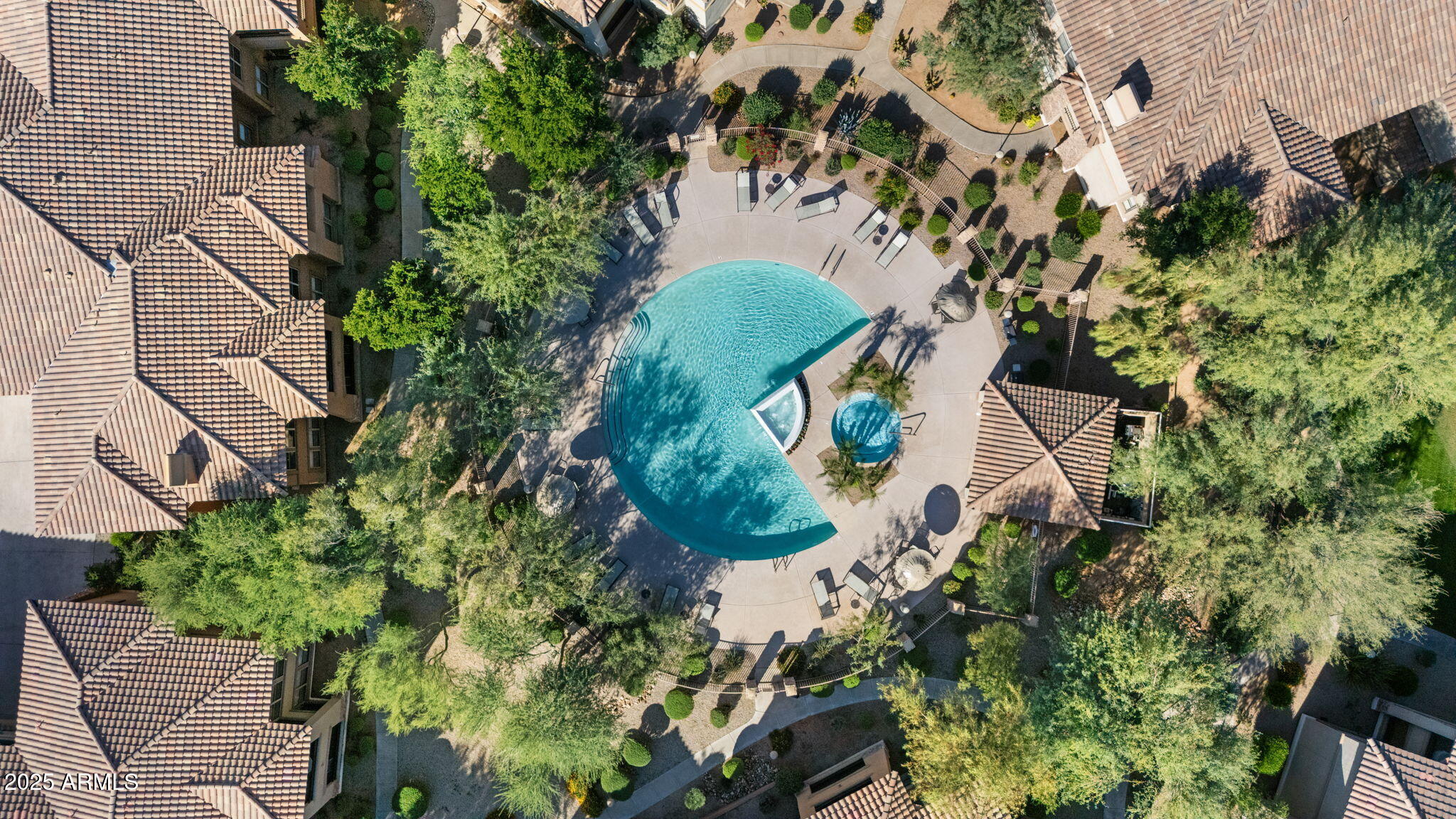 19700 N 76TH Street, 1040