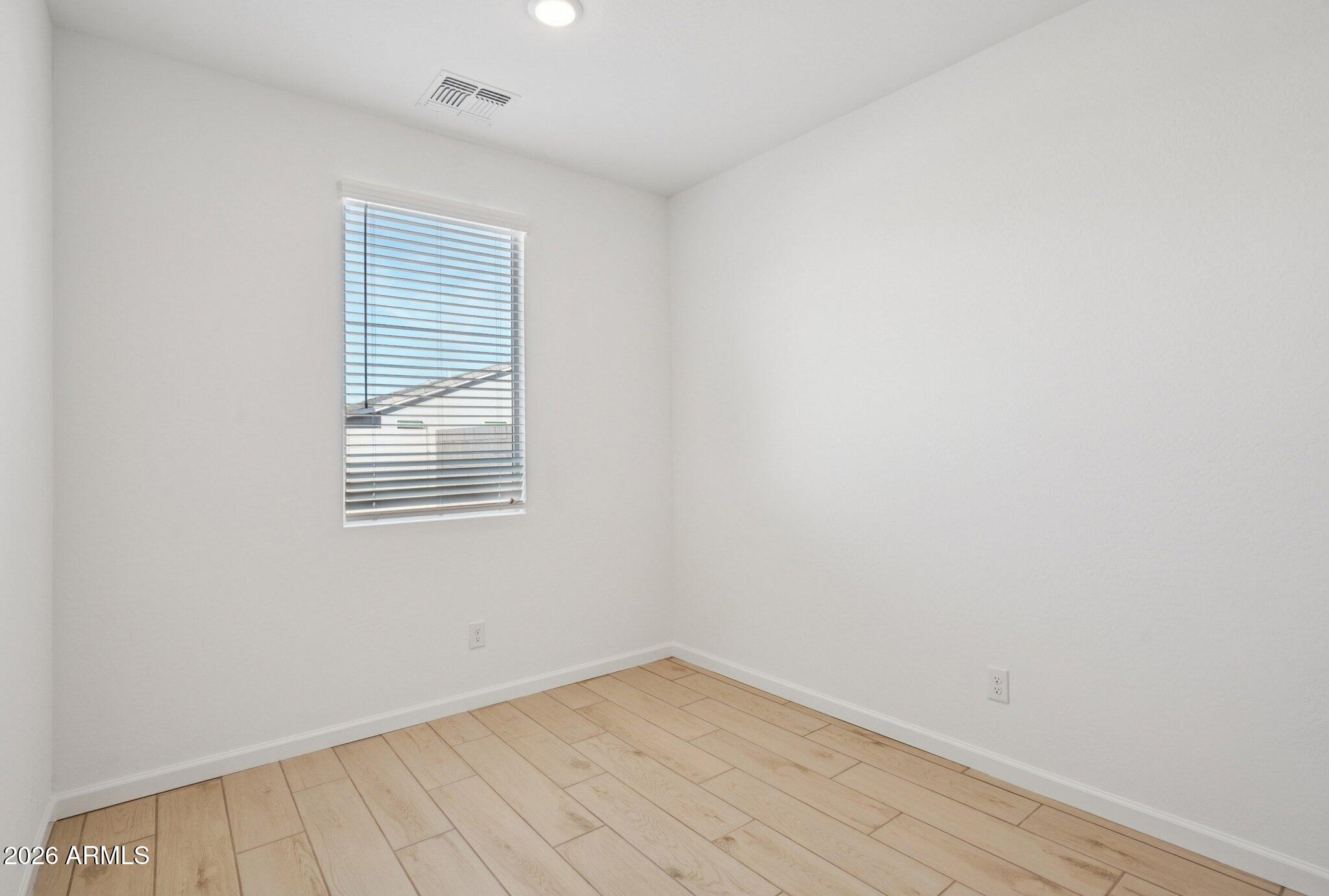 47678 W KENNER Drive