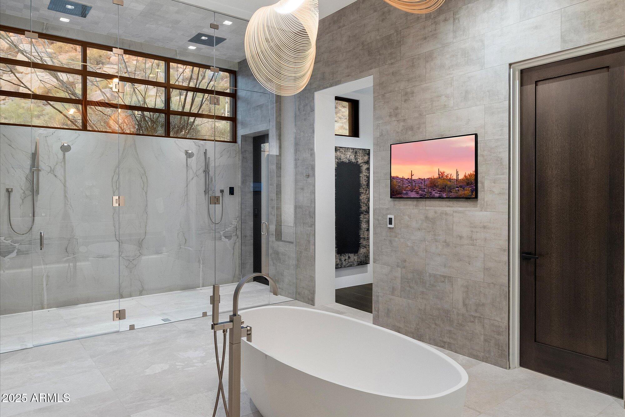 10585 E CRESCENT MOON Drive, 44