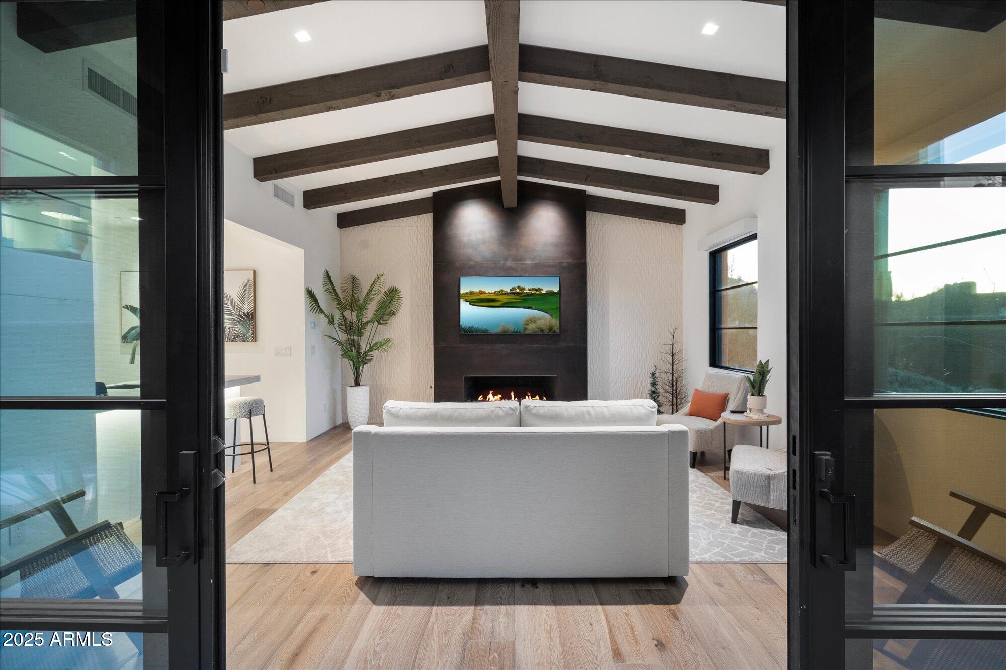 10585 E CRESCENT MOON Drive, 44