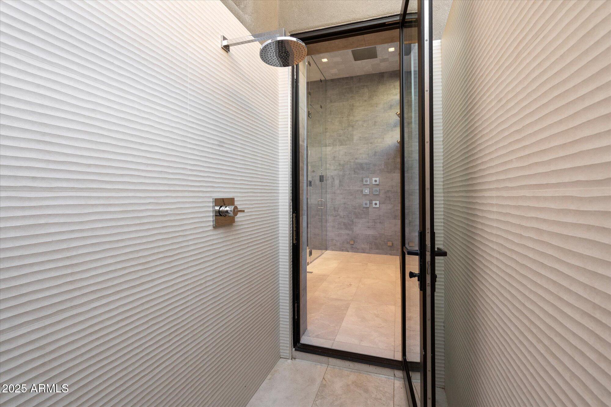 10585 E CRESCENT MOON Drive, 44