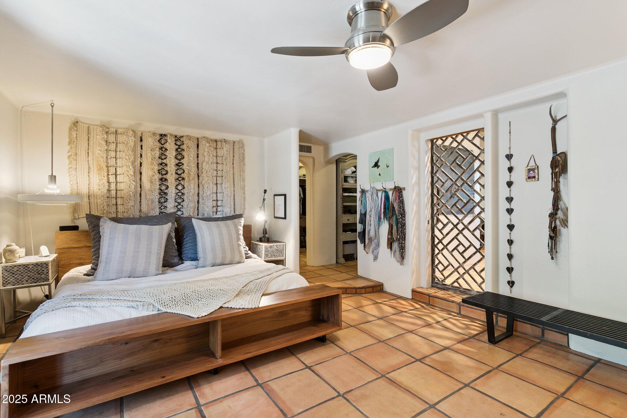 7005 E JACKRABBIT Road