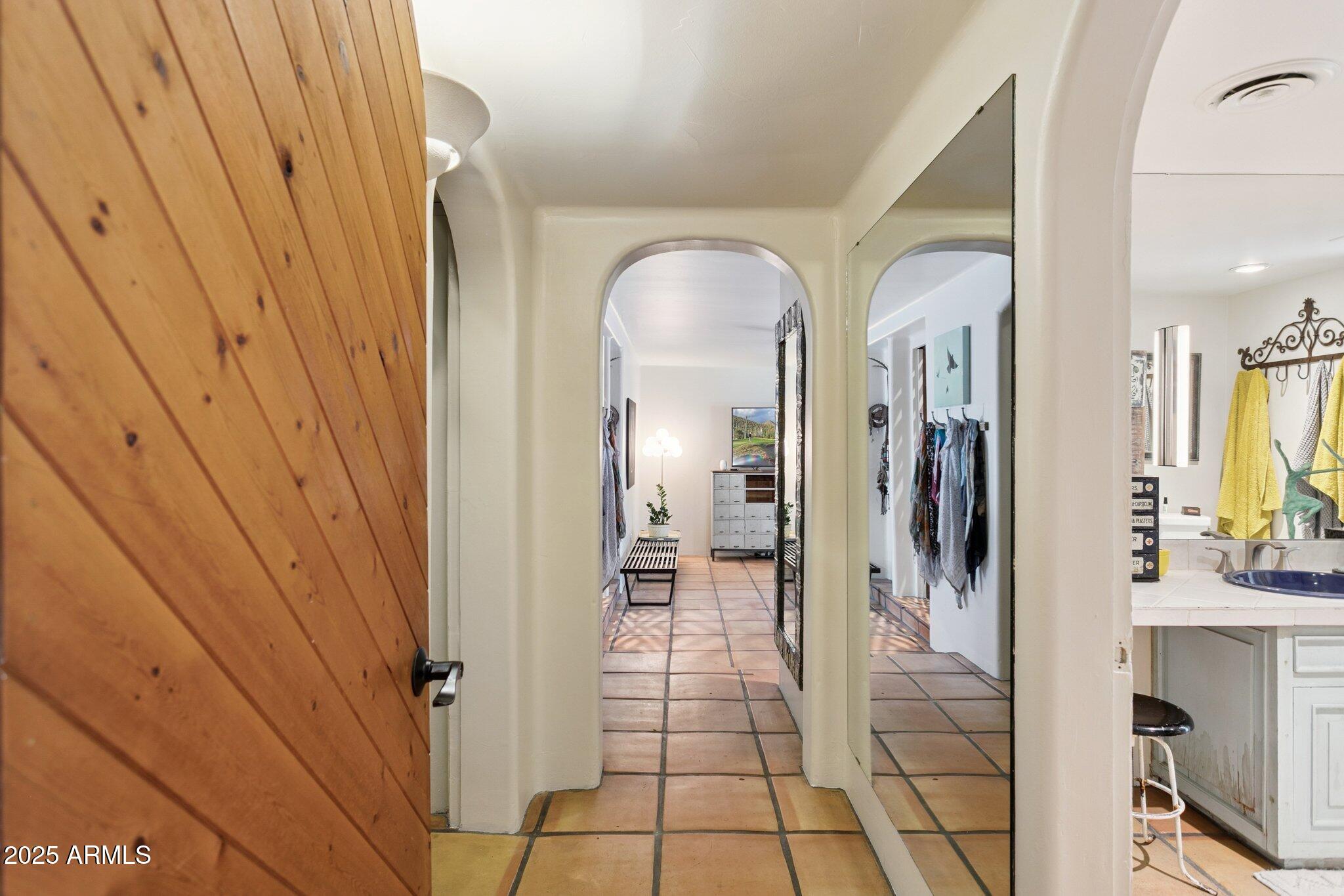 7005 E JACKRABBIT Road