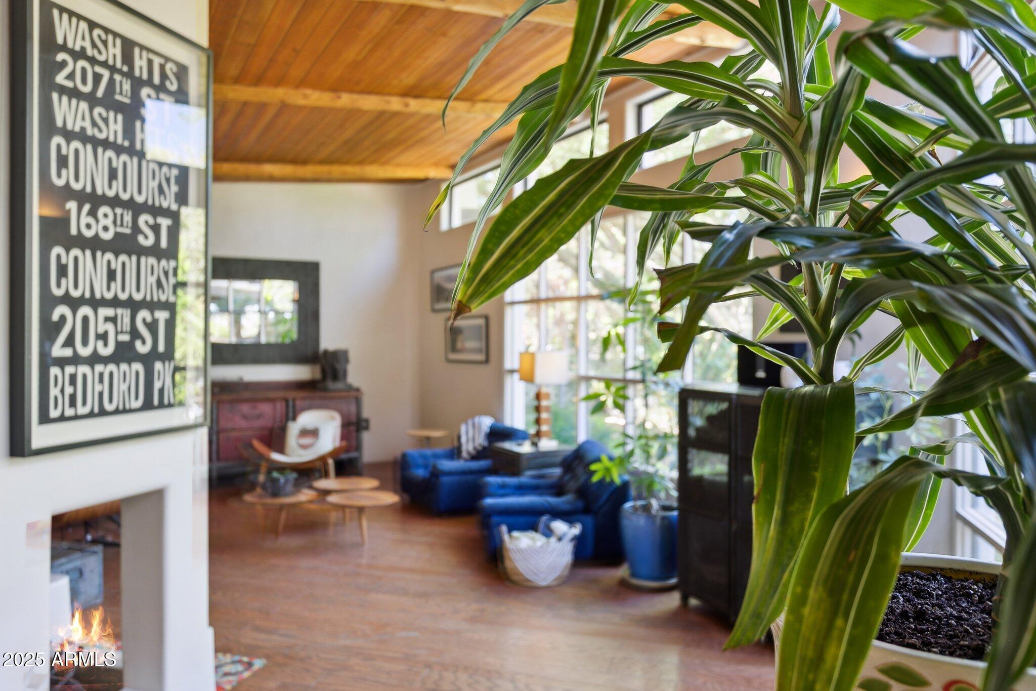 7005 E JACKRABBIT Road