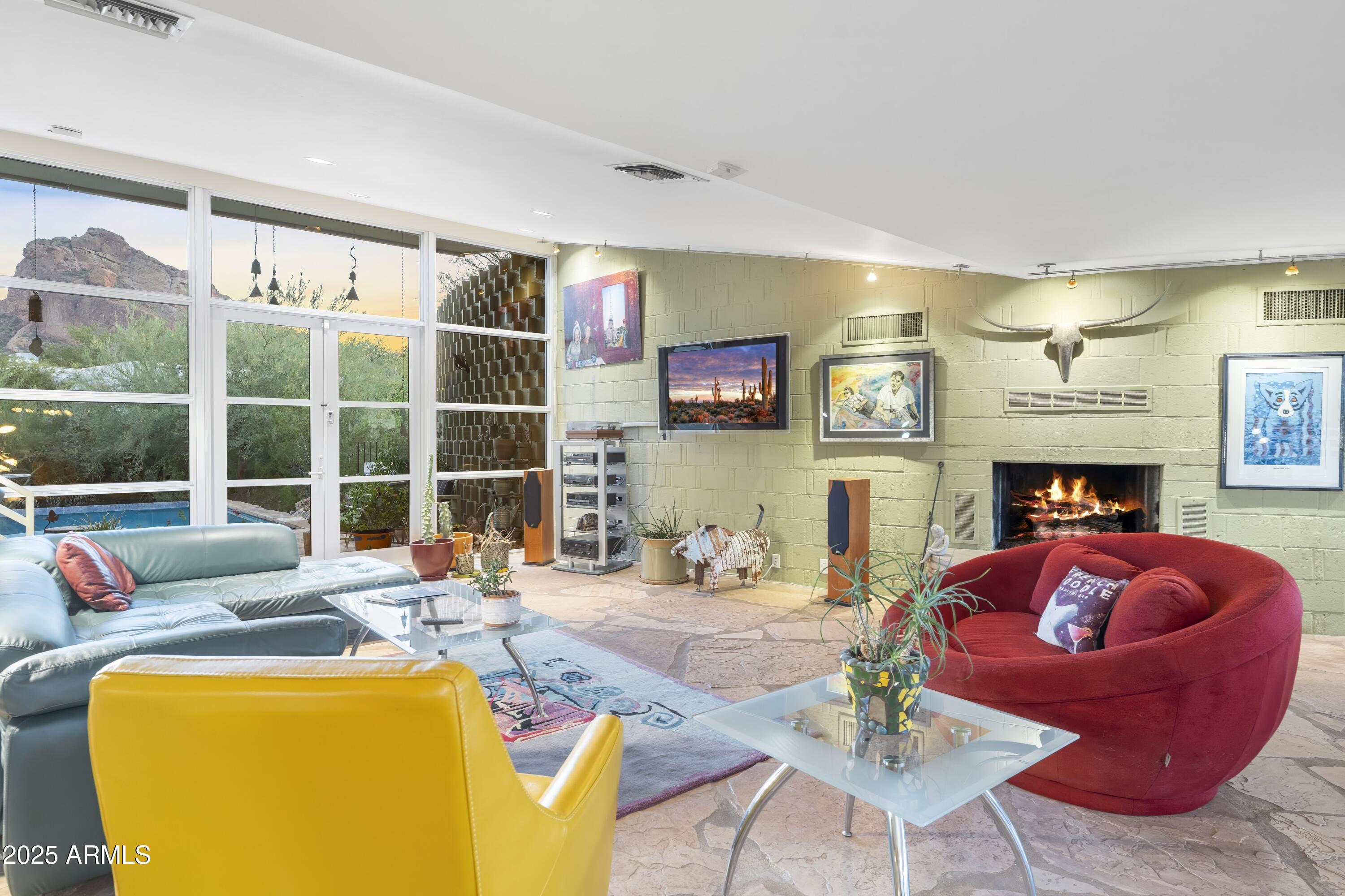 6306 N CAMELBACK MANOR Drive