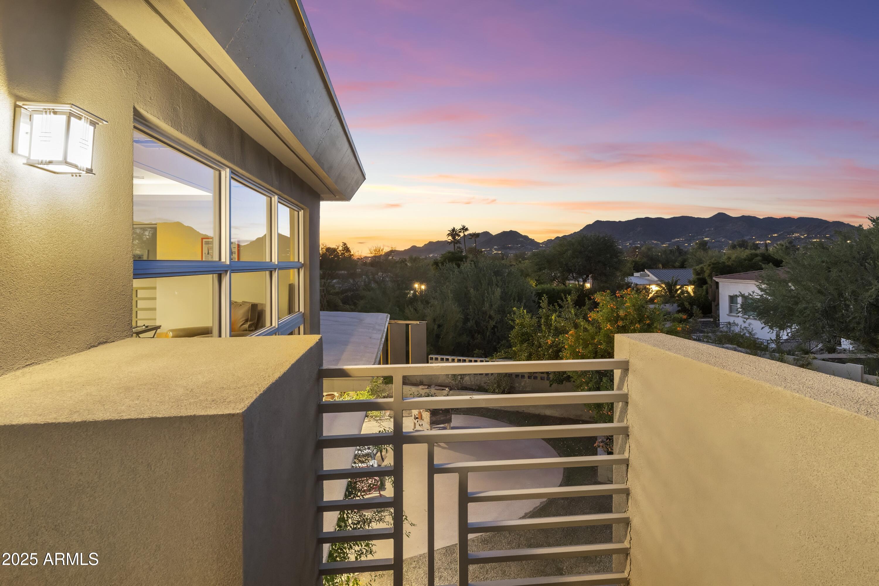 6306 N CAMELBACK MANOR Drive