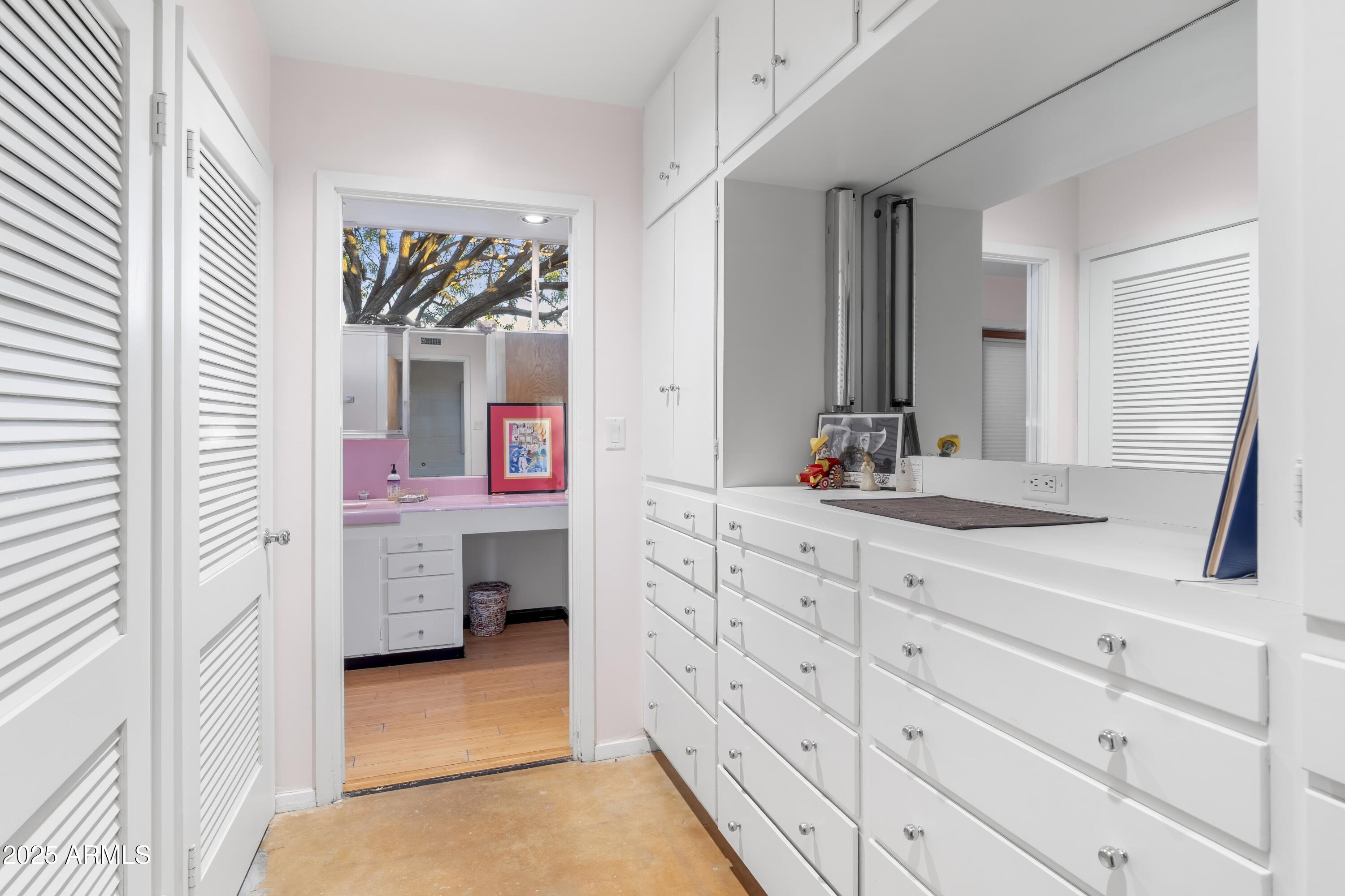 6306 N CAMELBACK MANOR Drive