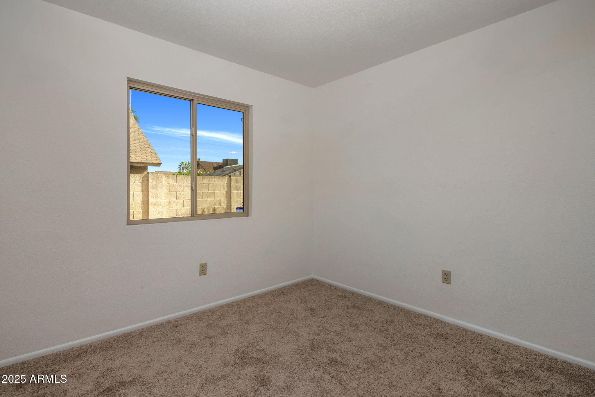 4039 E Alta Mesa Avenue