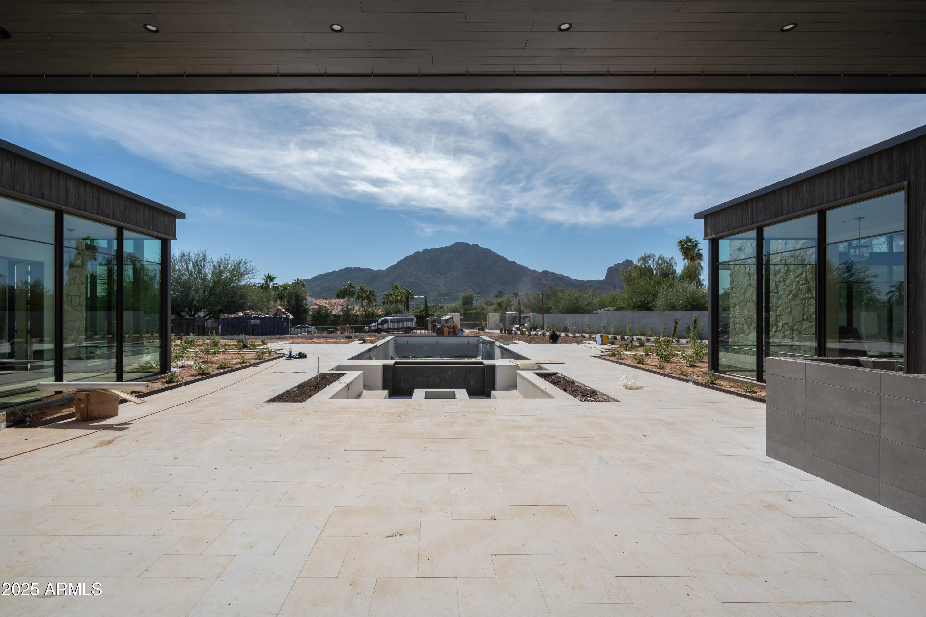 5902 E CACTUS WREN Road