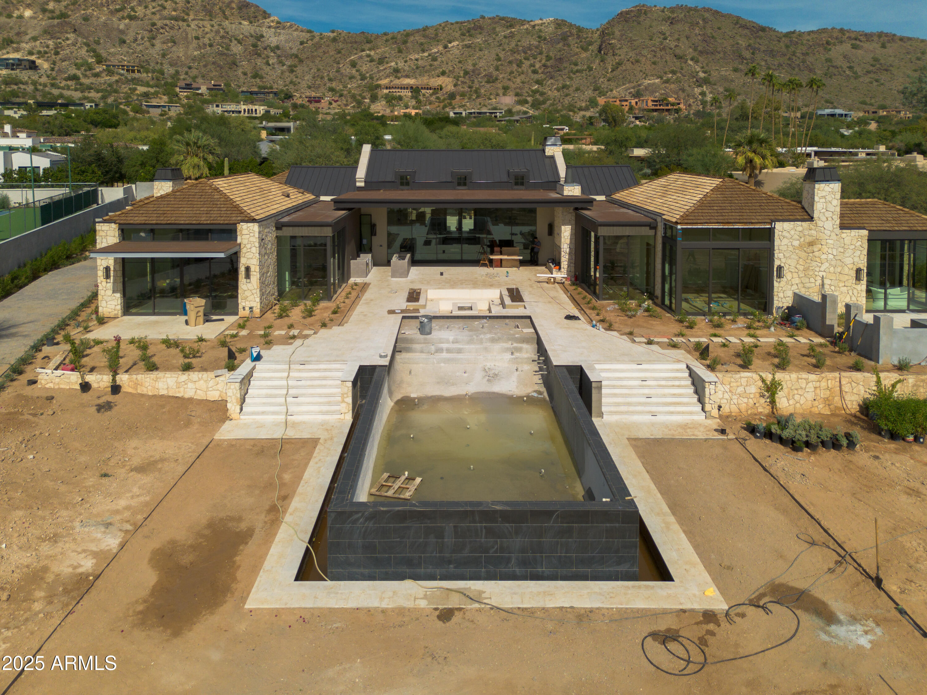 5902 E CACTUS WREN Road