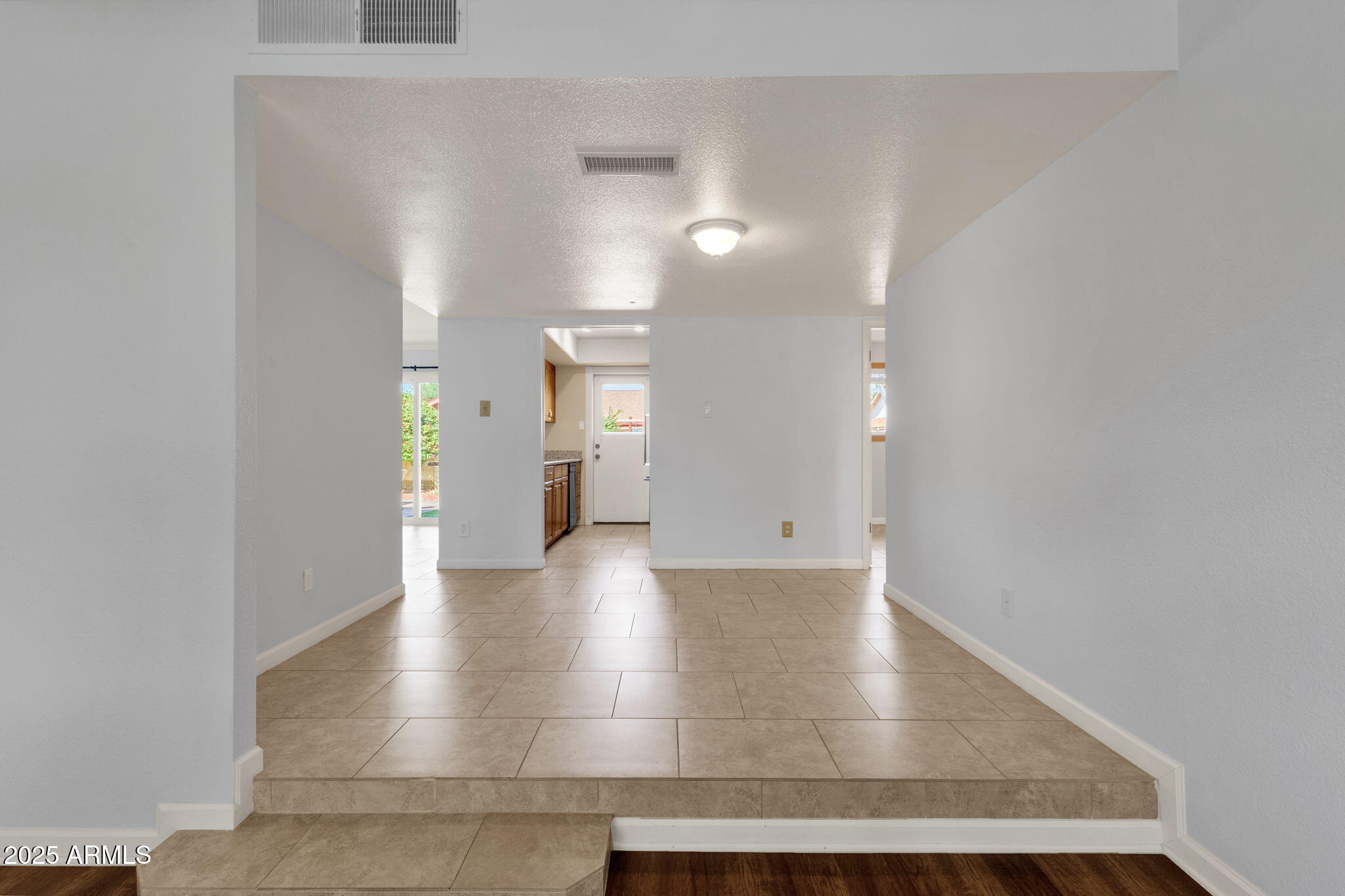 1704 E BELL DE MAR Drive