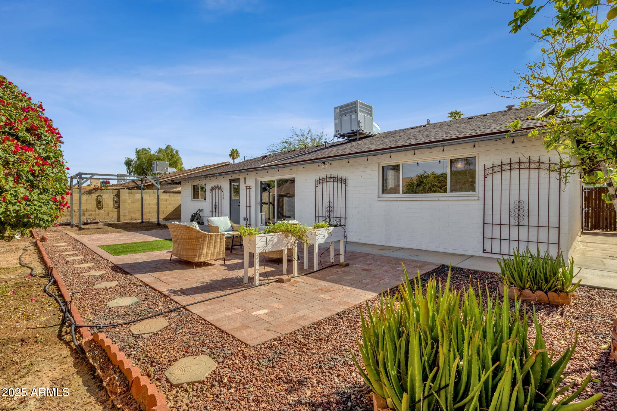 1704 E BELL DE MAR Drive