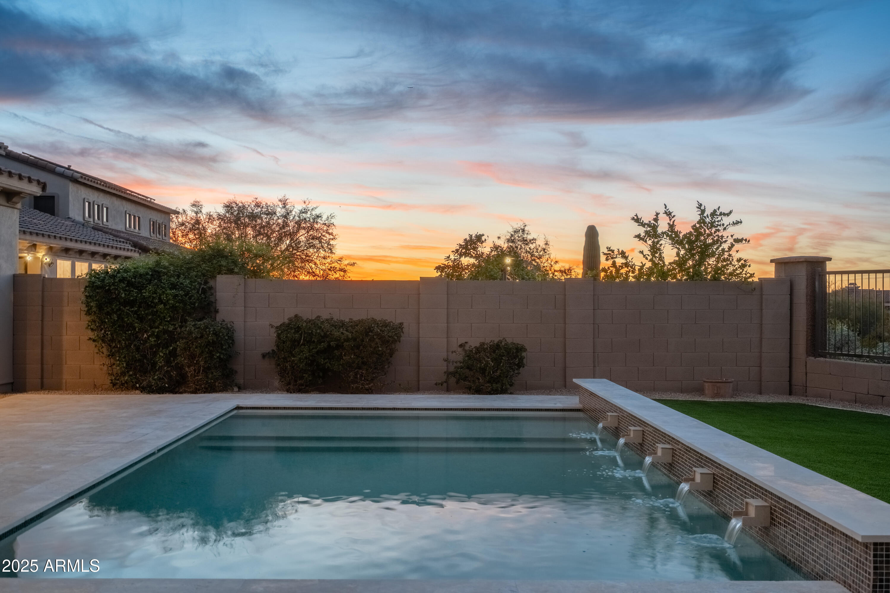 10050 E SOUTH BEND Drive