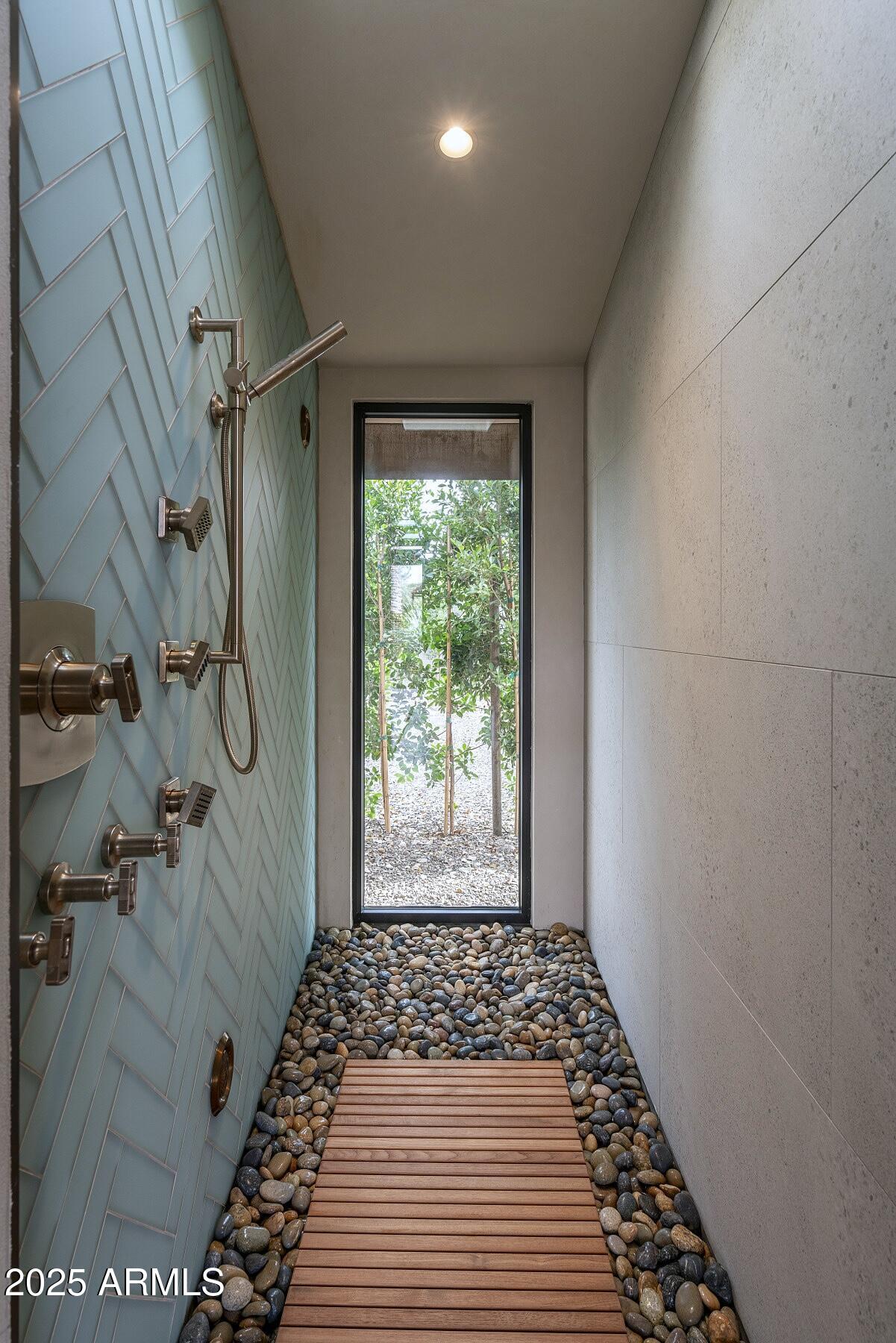 21423 S 147TH Street