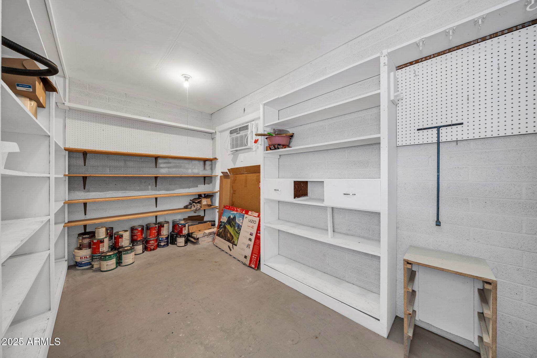 10517 W CUMBERLAND Drive