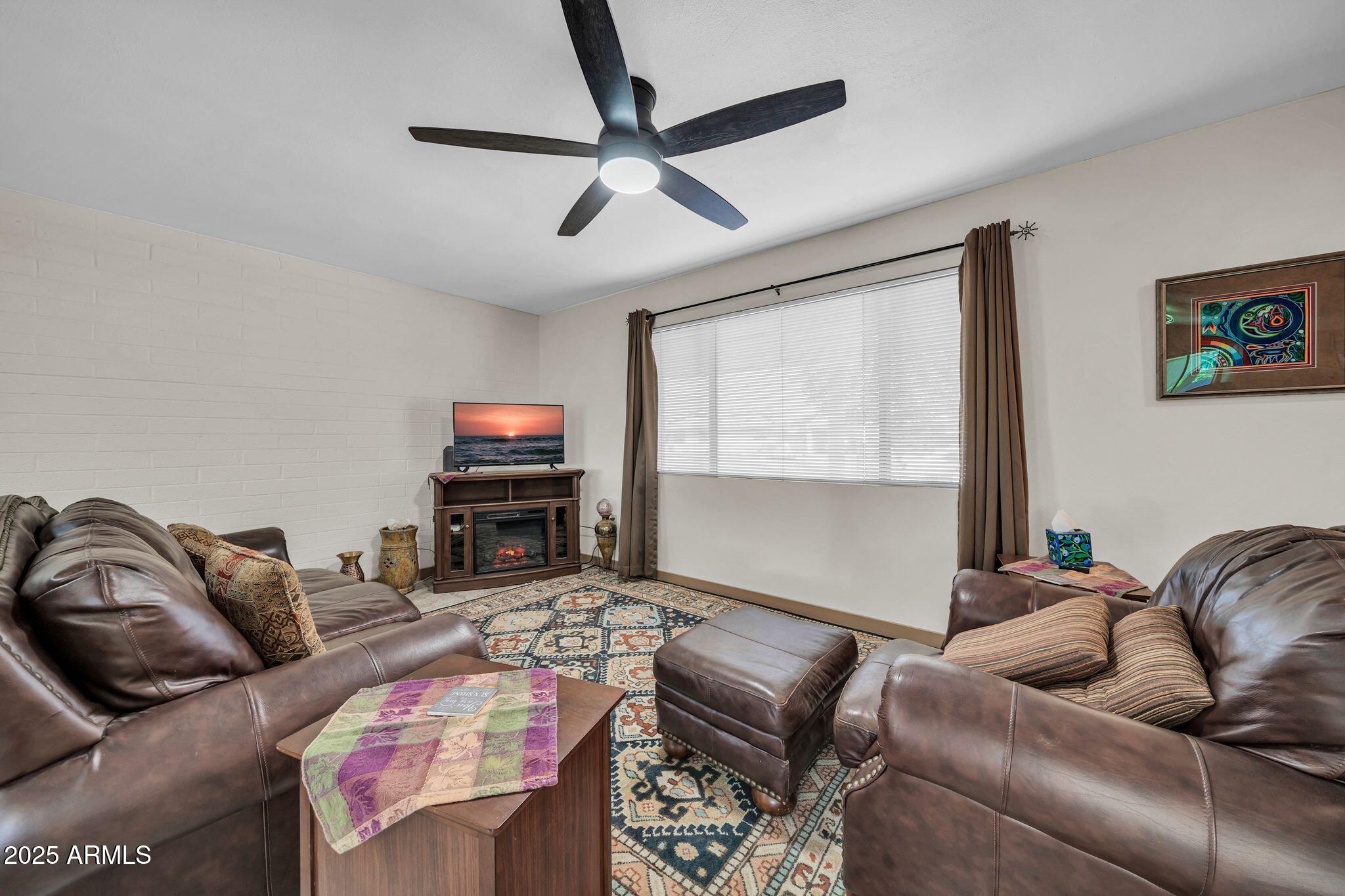 10517 W CUMBERLAND Drive