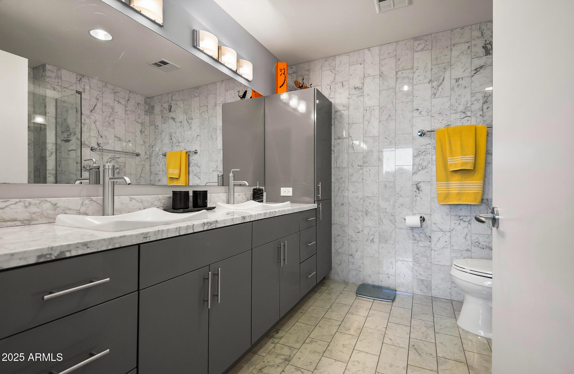 7167 E RANCHO VISTA Drive, 4007