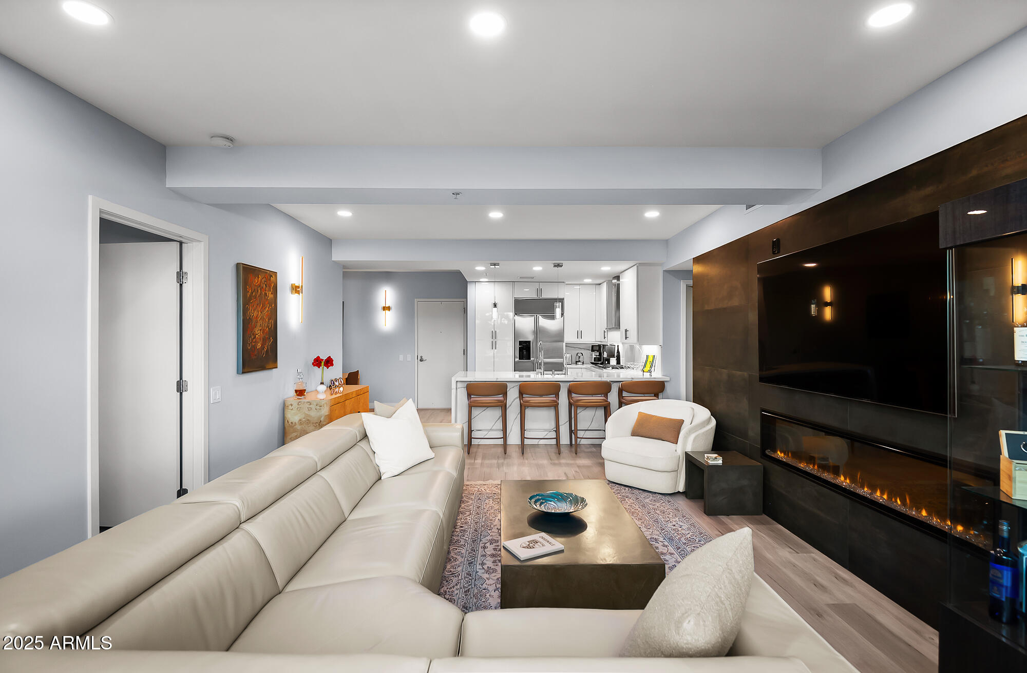 7167 E RANCHO VISTA Drive, 4007