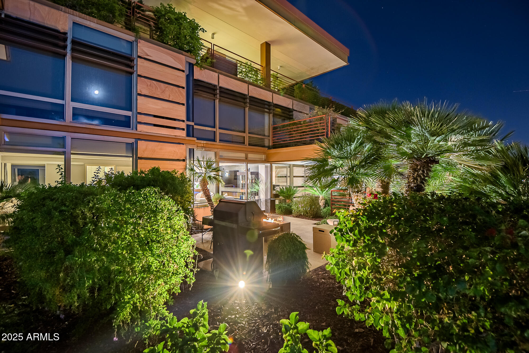 7167 E RANCHO VISTA Drive, 4007