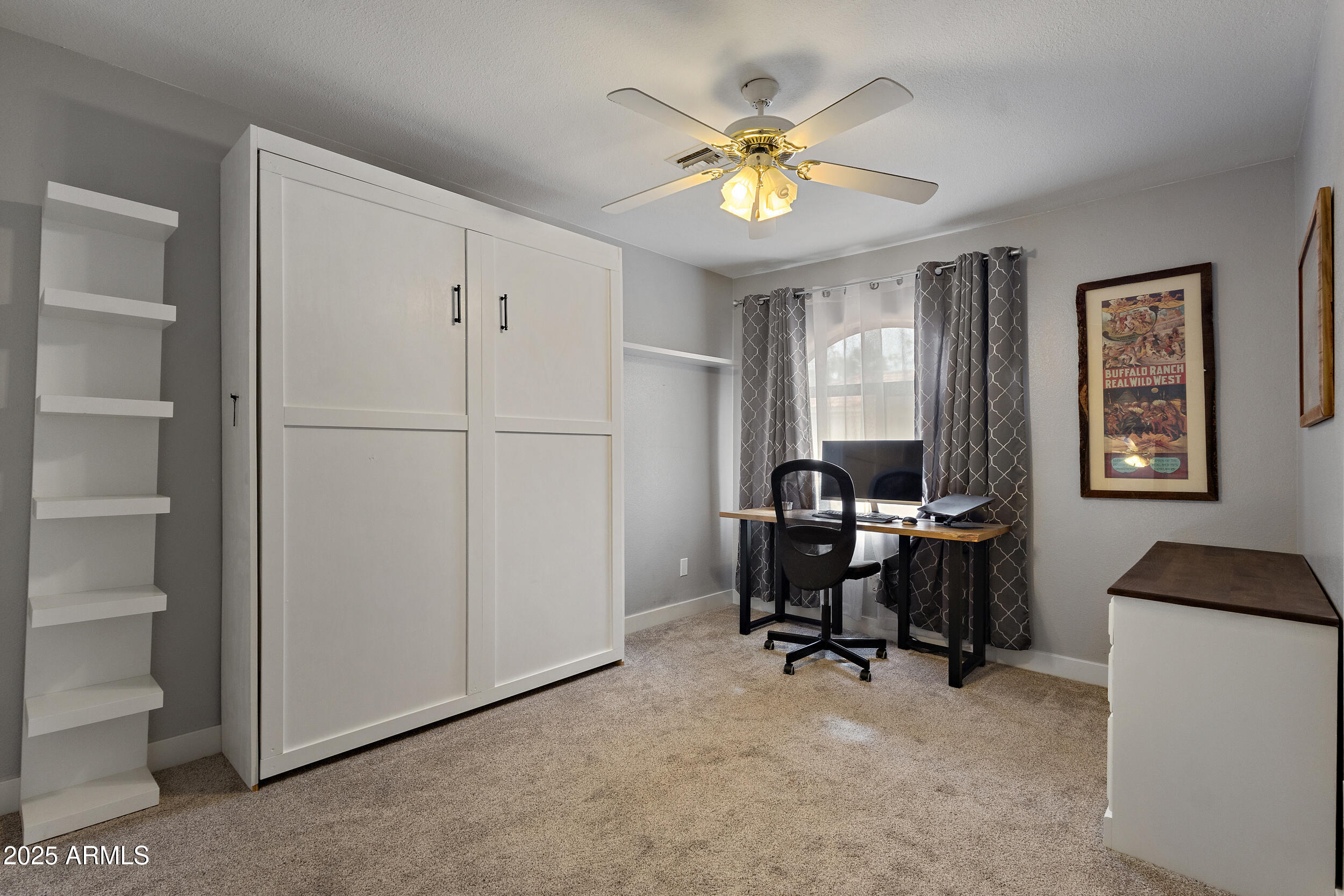 1070 E SUNBURST Lane