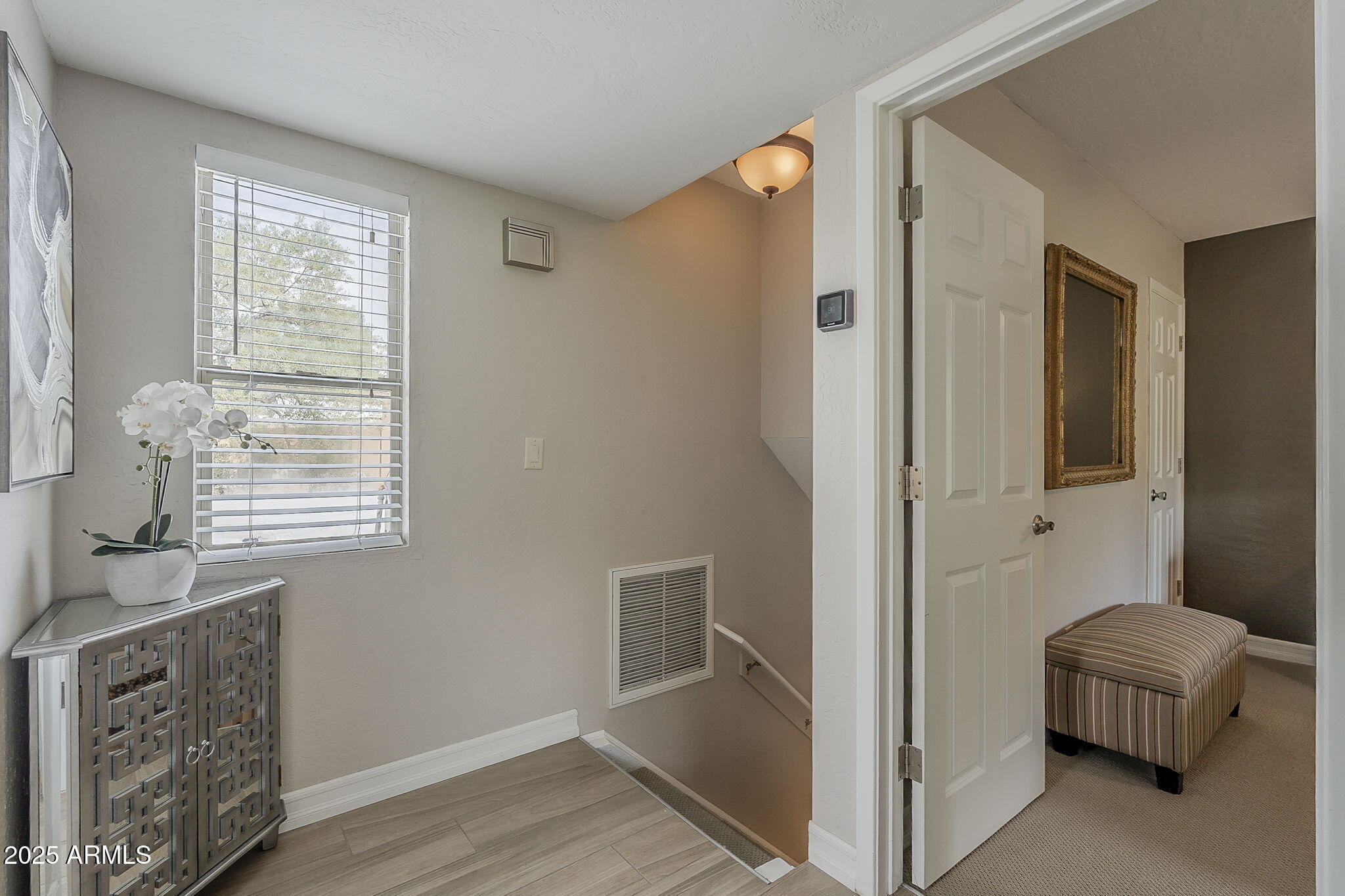 10409 N 10TH Street, 1