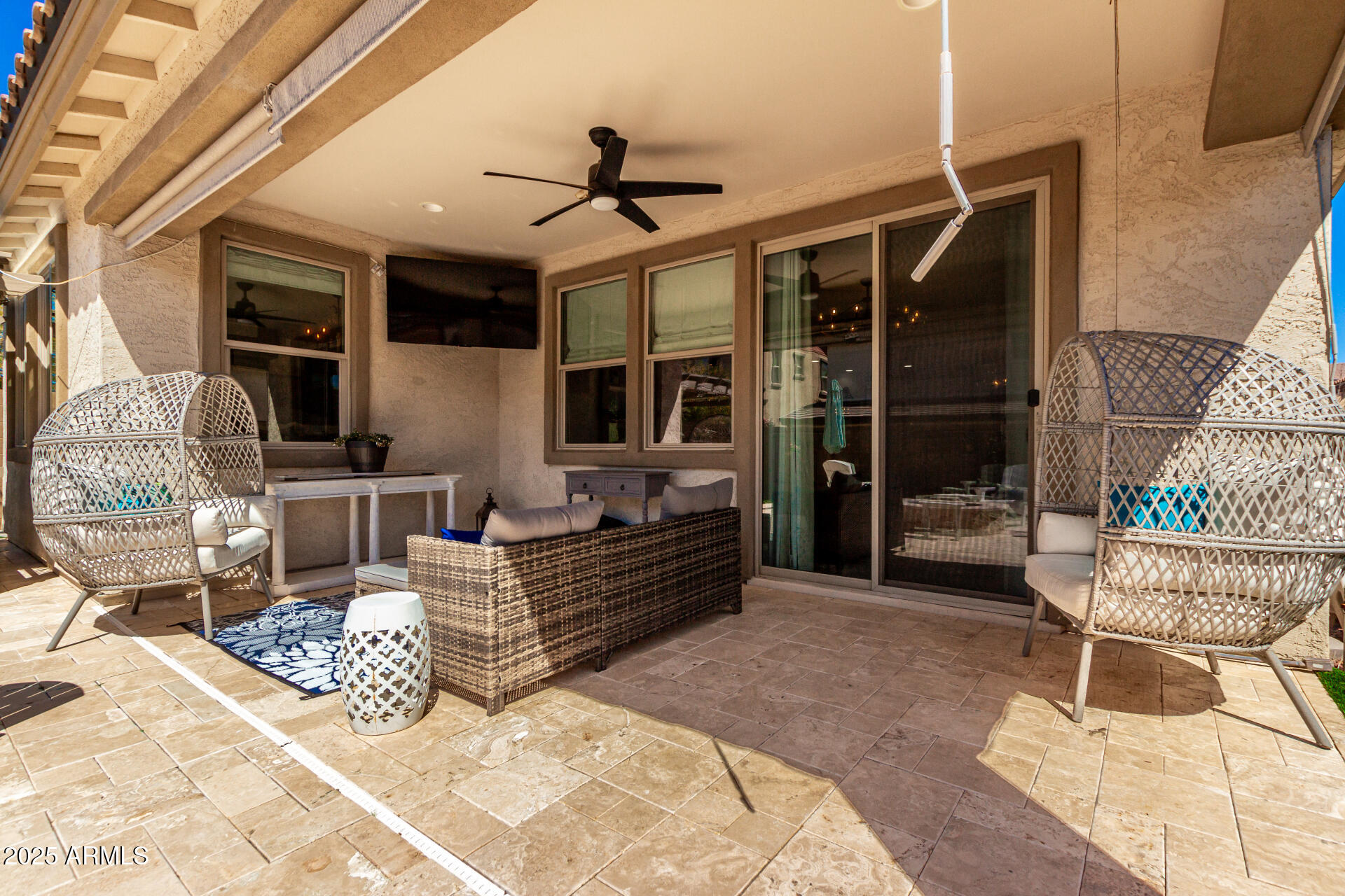 10043 W FOOTHILL Drive