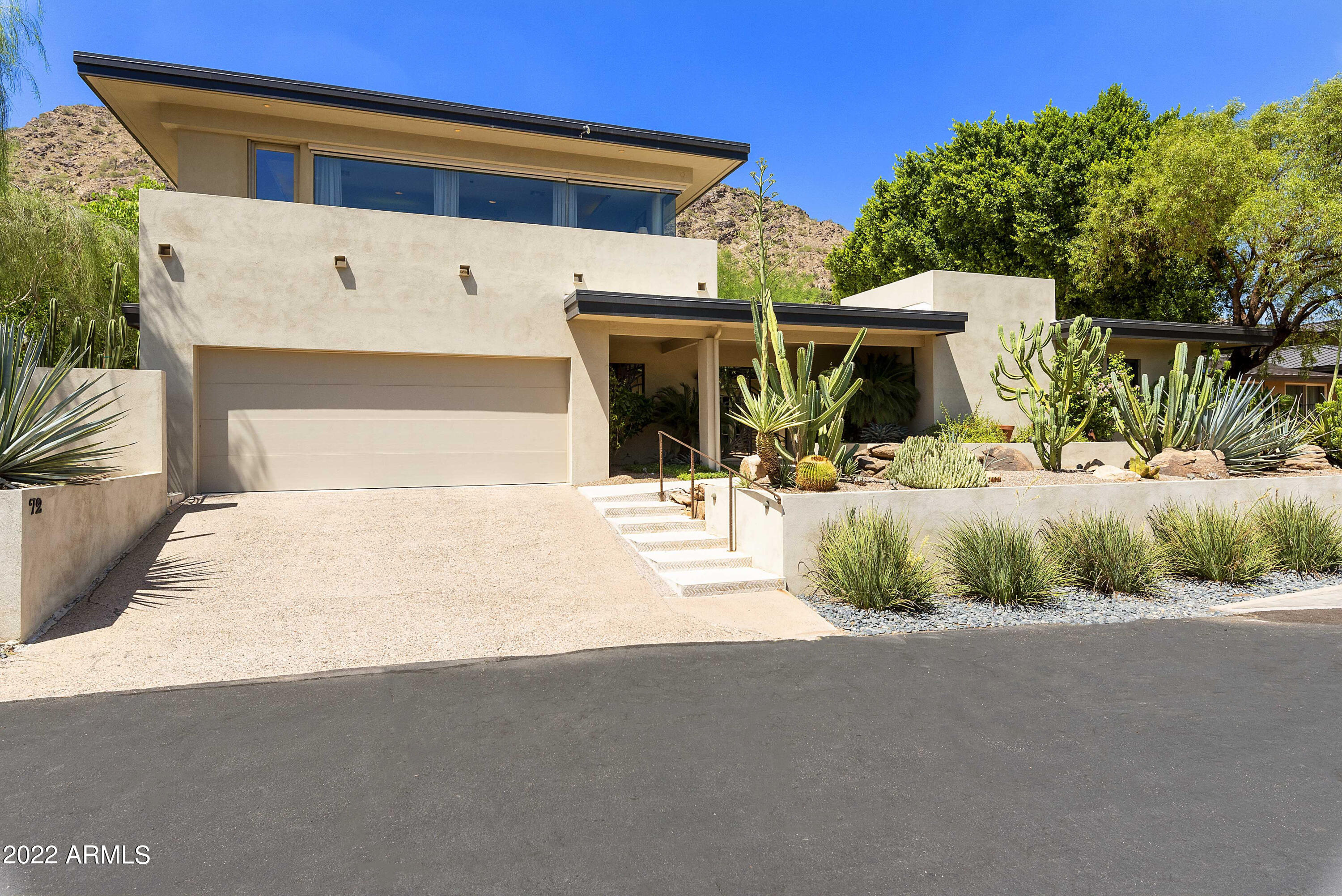 5434 E LINCOLN Drive, 72