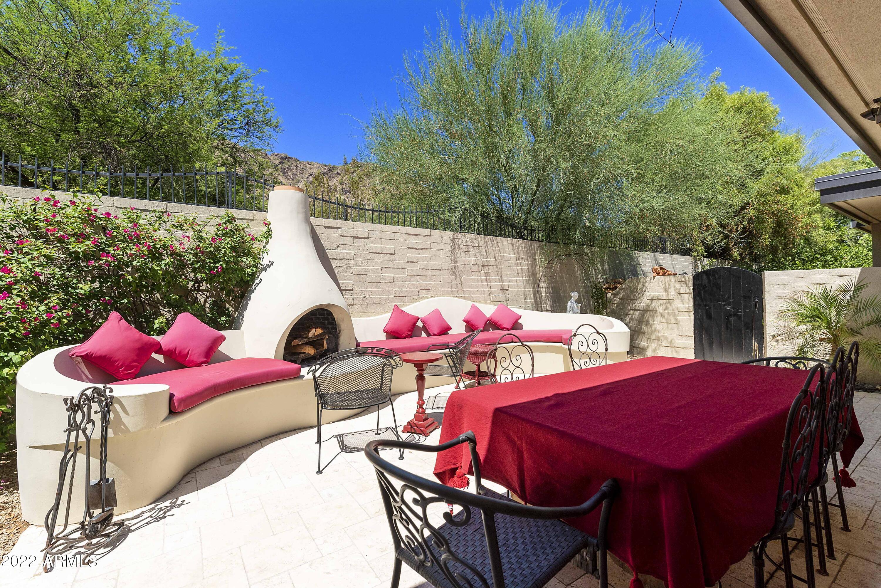 5434 E LINCOLN Drive, 72