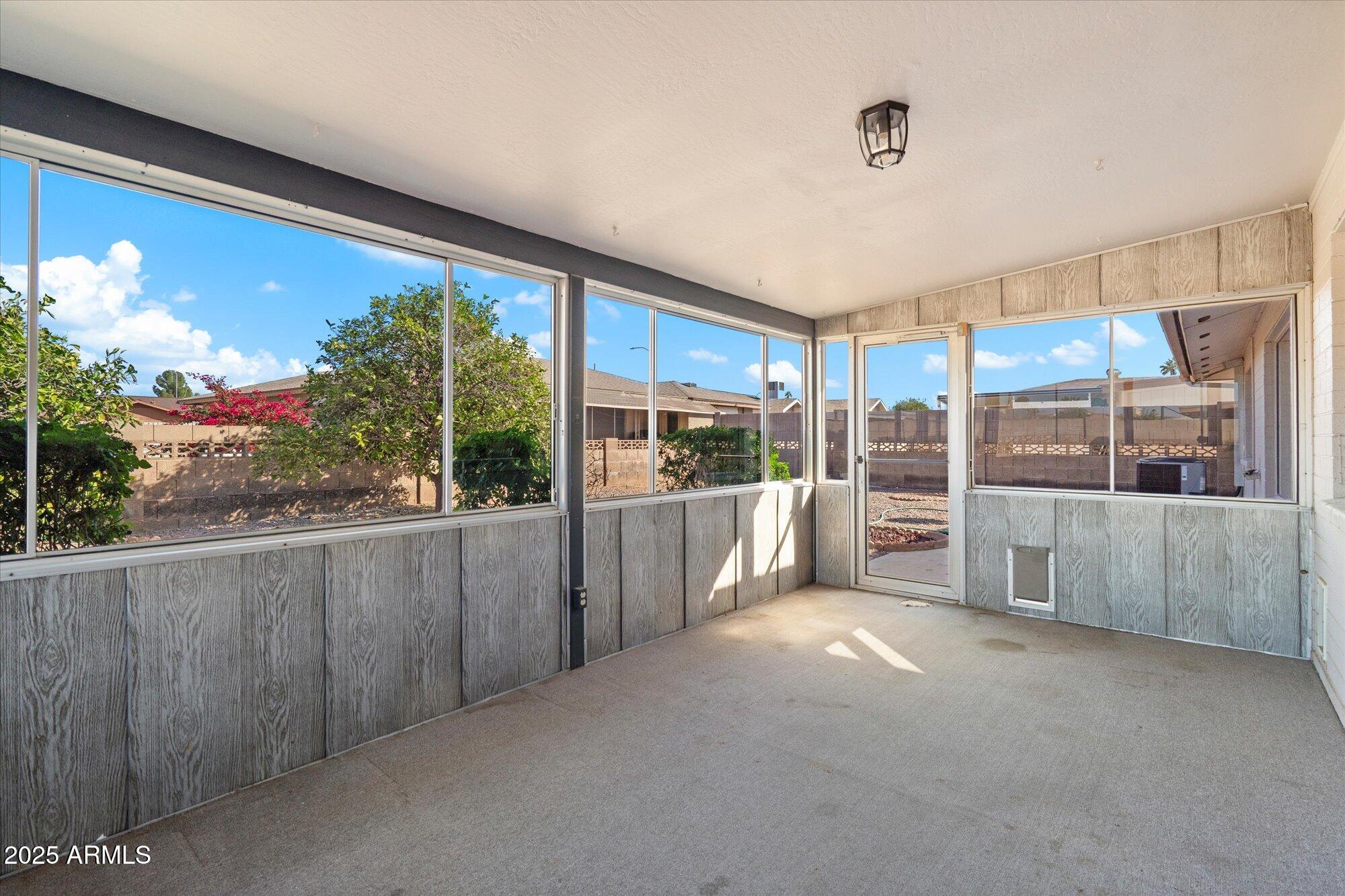 4530 E EMELITA Avenue