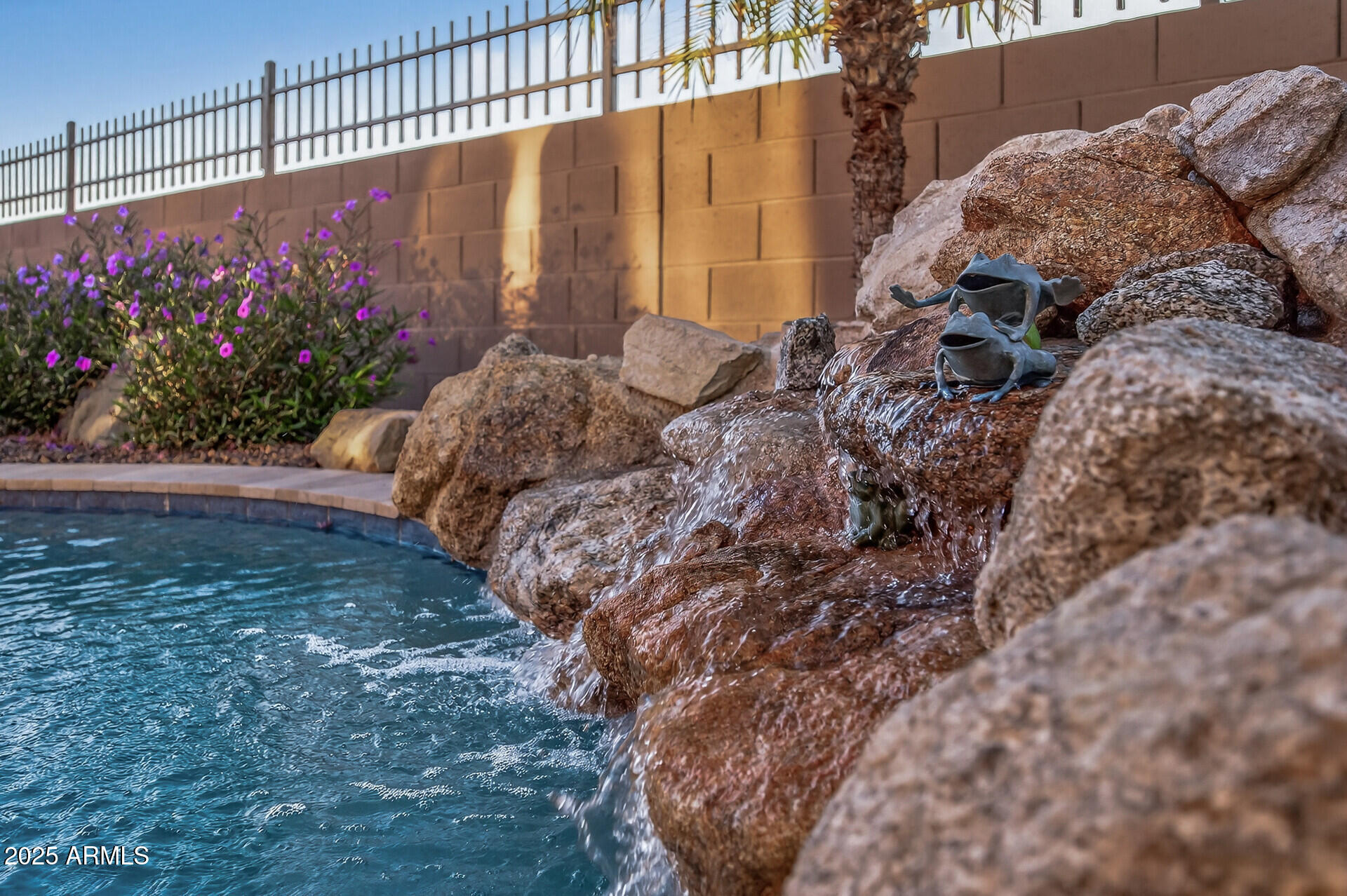 3558 N SONORAN Hills