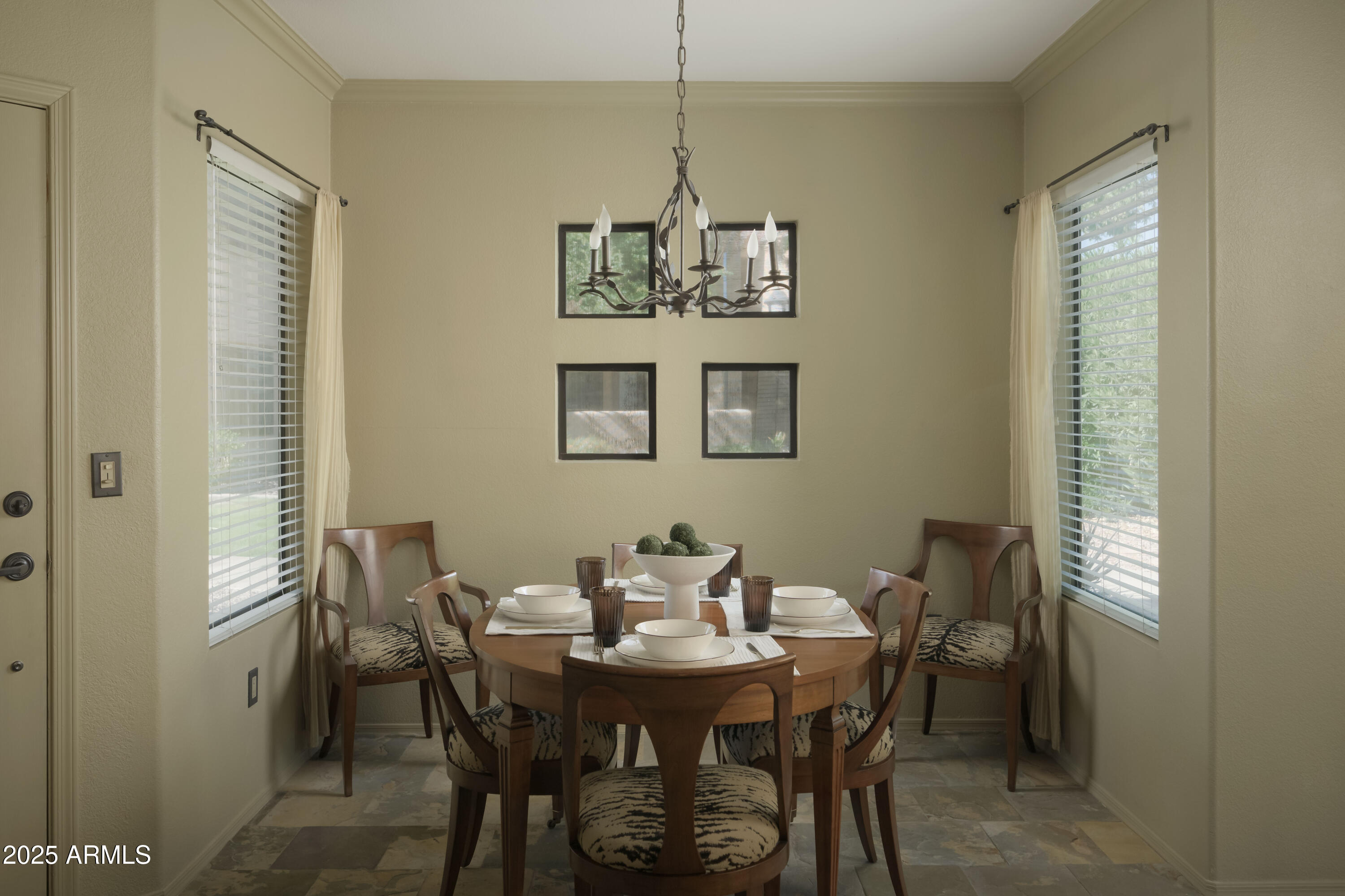 7575 E INDIAN BEND Road, 1118