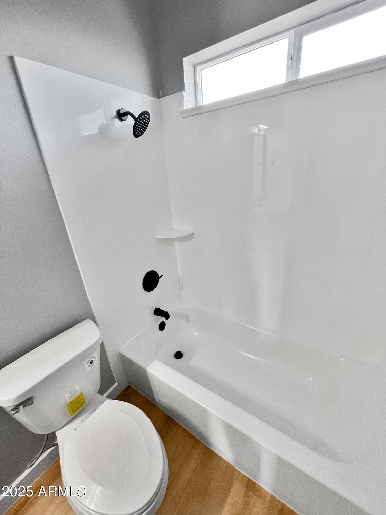 1925 W VILLAGE Drive