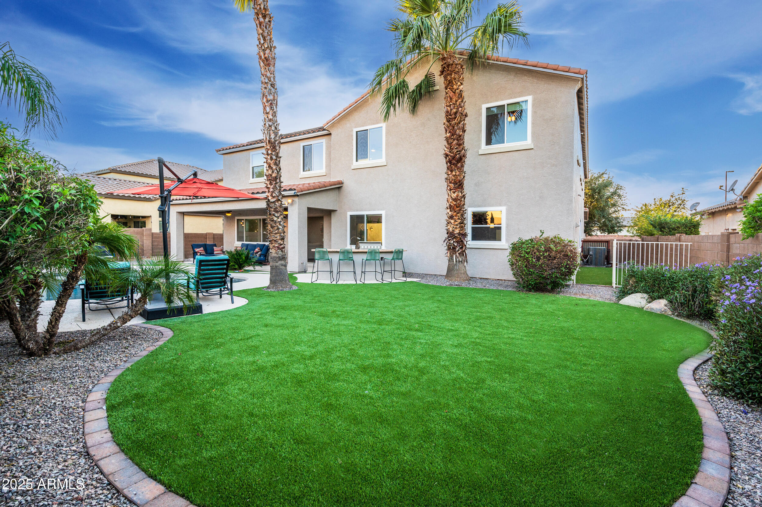 6311 S Roanoke Street